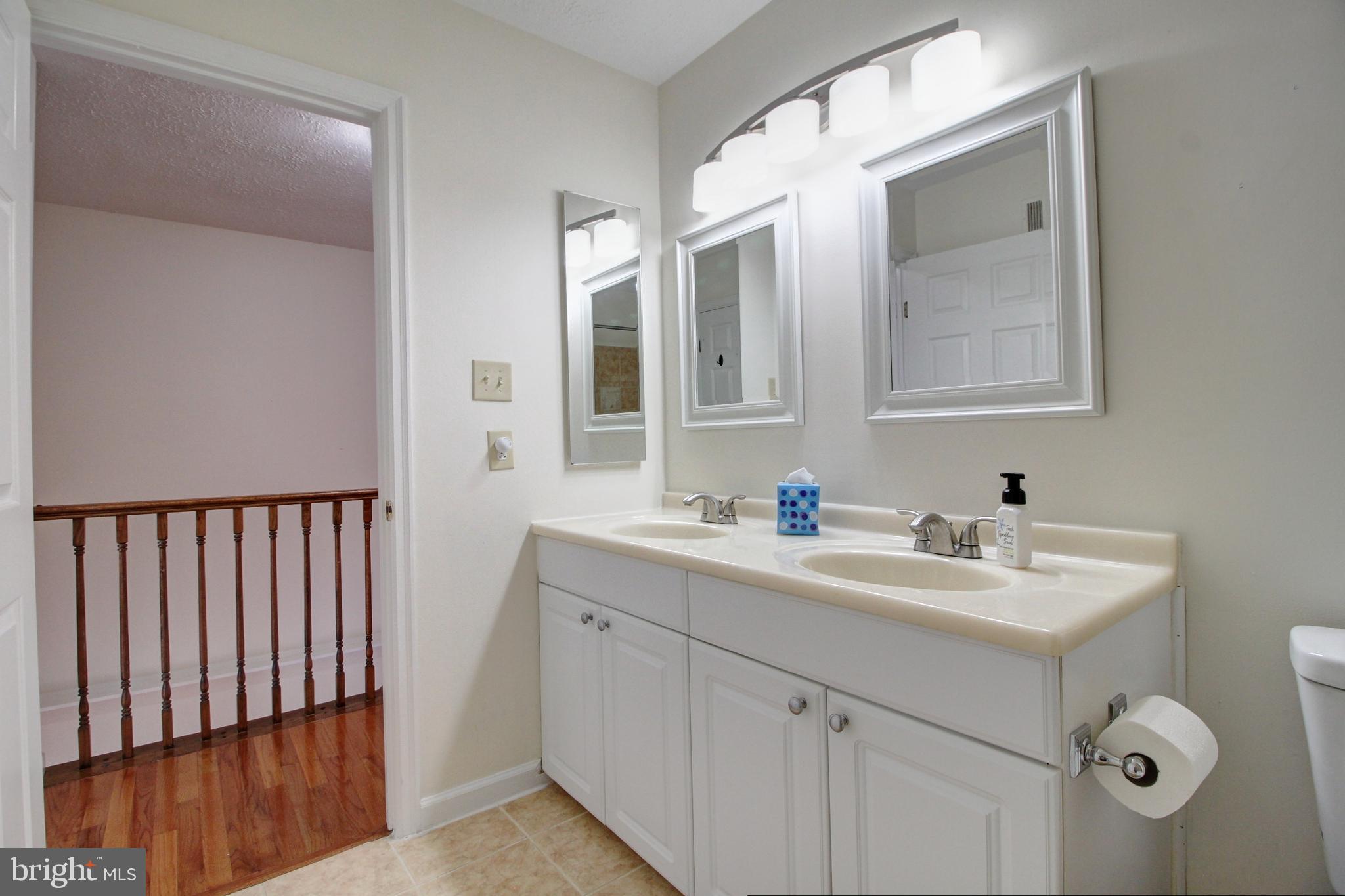 FREDERICKTOWNE VILLAGE - Residential Lease