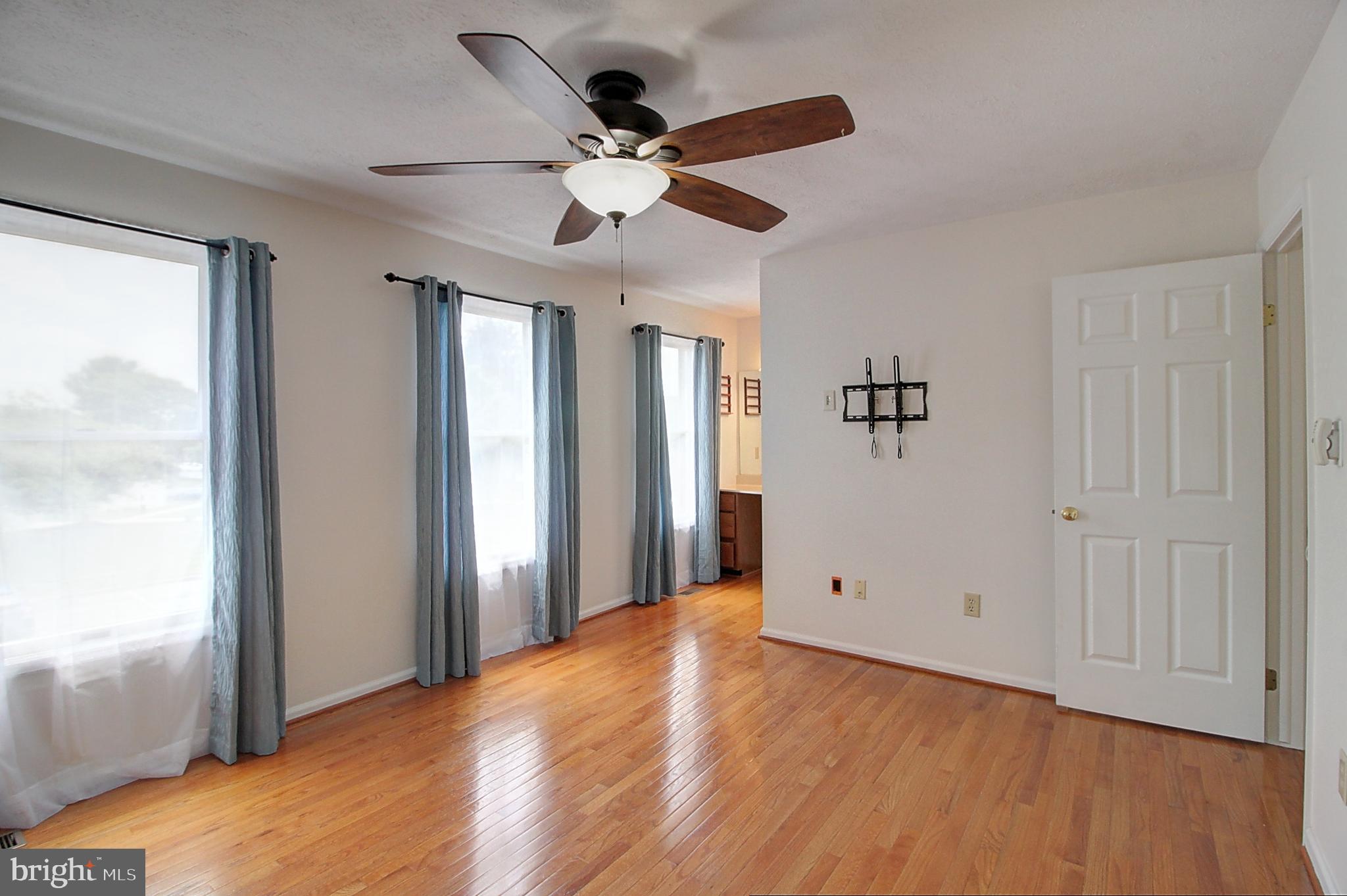 FREDERICKTOWNE VILLAGE - Residential Lease