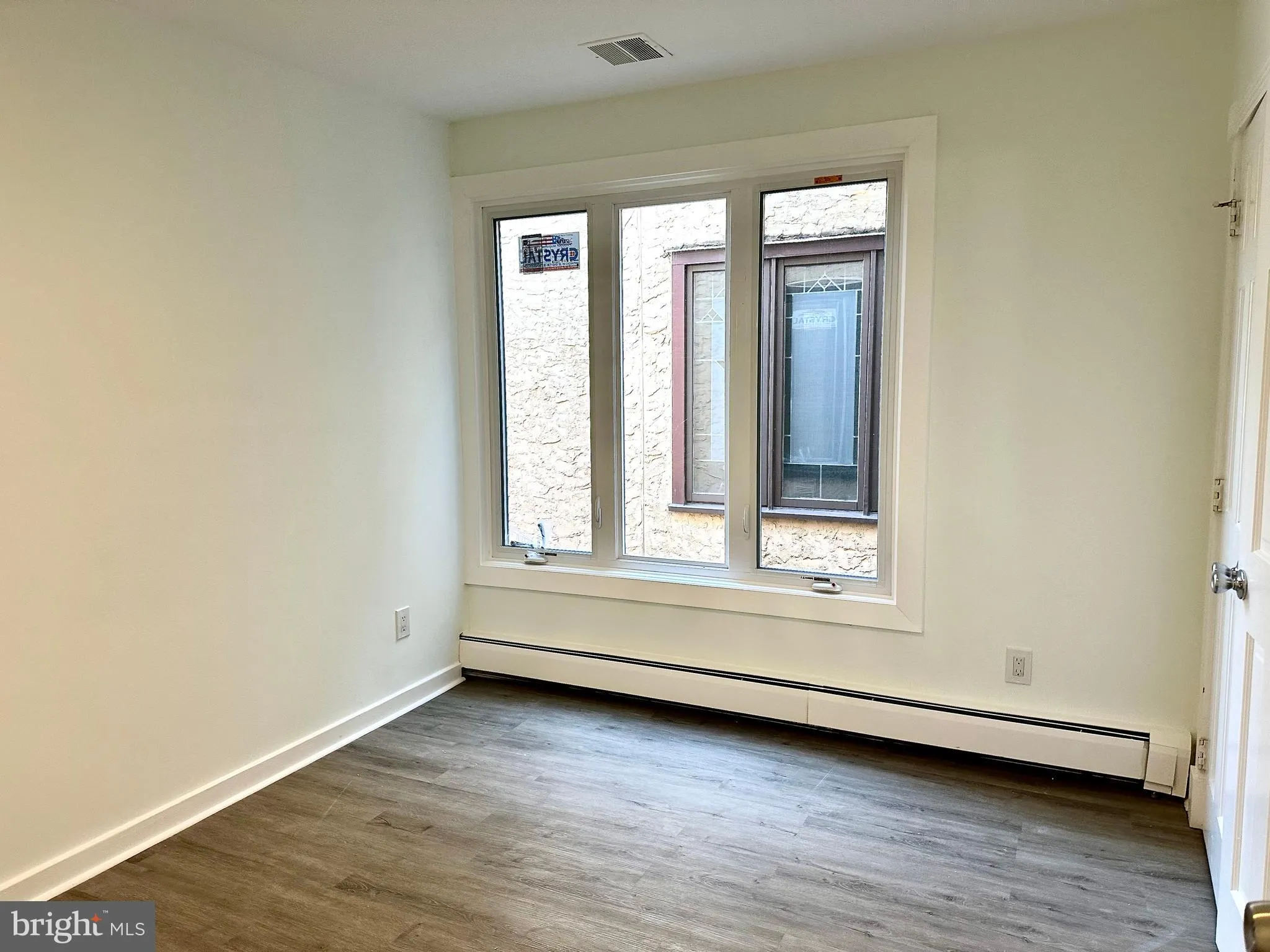 Cherry Hill, New Jersey 08003, United States, 3 Bedrooms Bedrooms, ,3 BathroomsBathrooms,Residential,Pending,115711