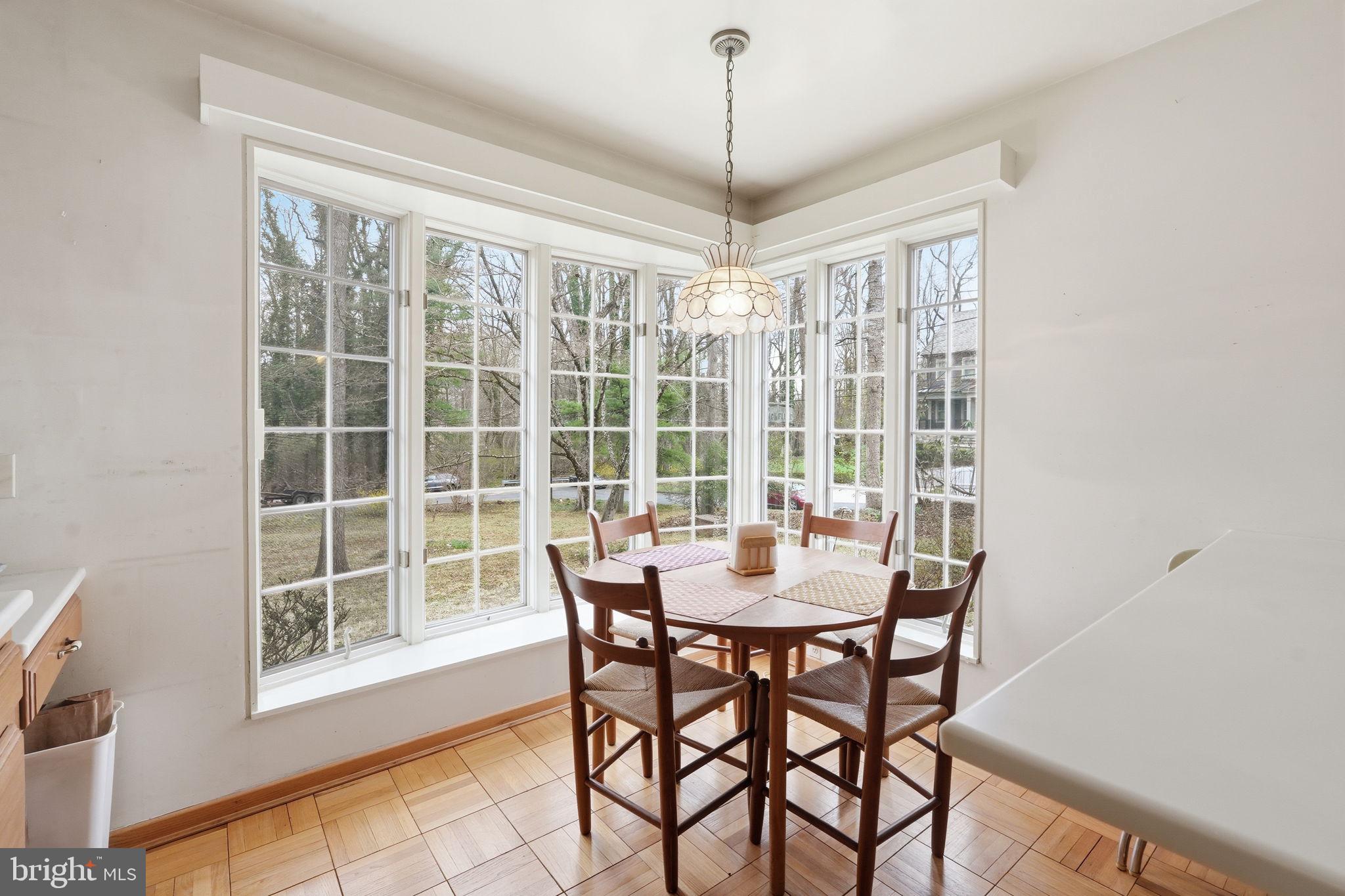 BRADLEY HILLS GROVE - Residential