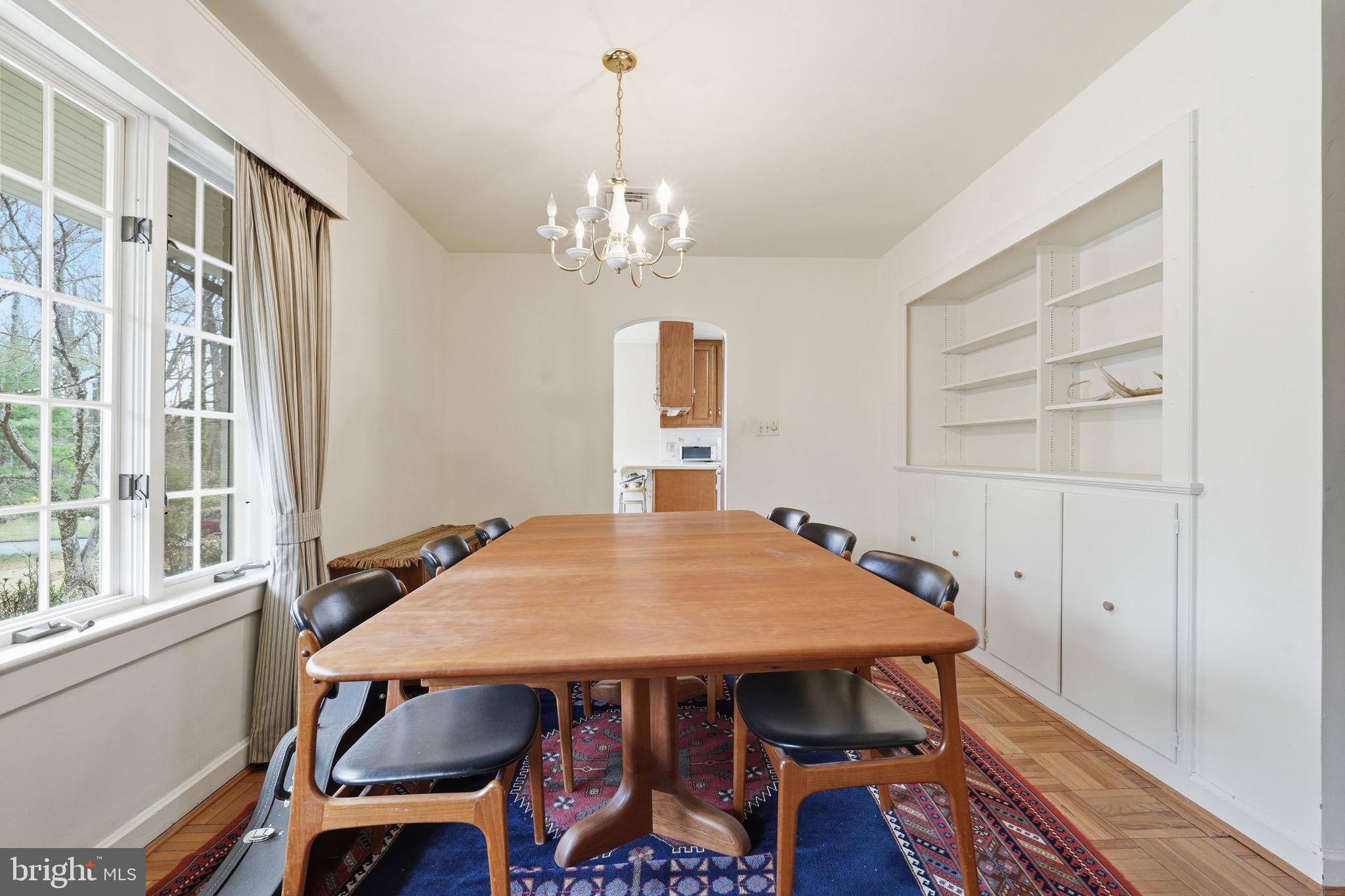 BRADLEY HILLS GROVE - Residential