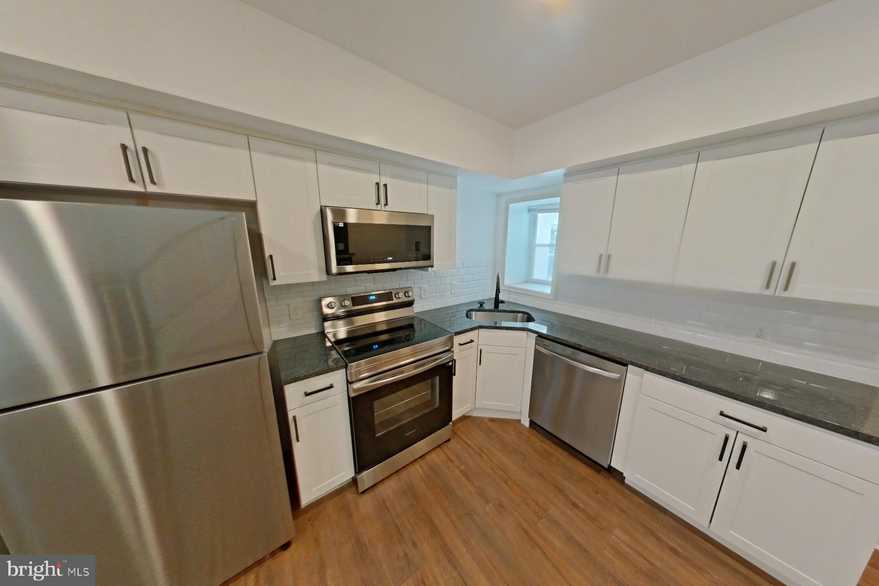 ROXBOROUGH - Residential Lease