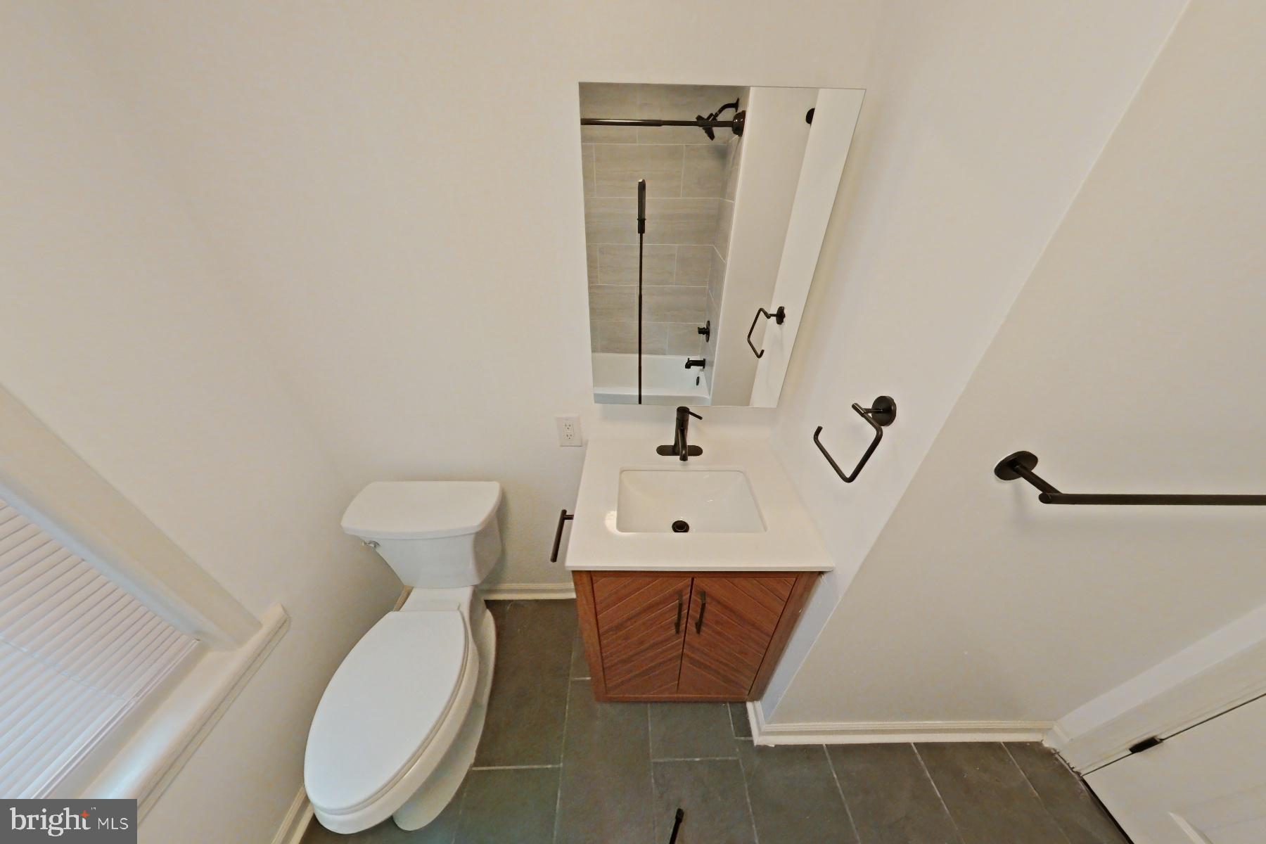 ROXBOROUGH - Residential Lease