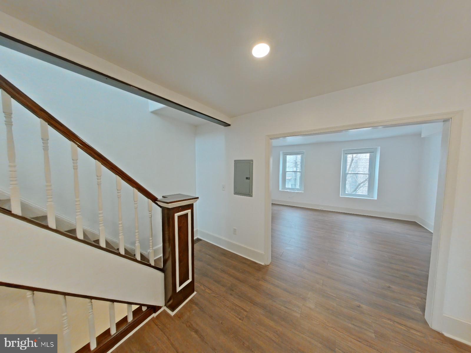 ROXBOROUGH - Residential Lease