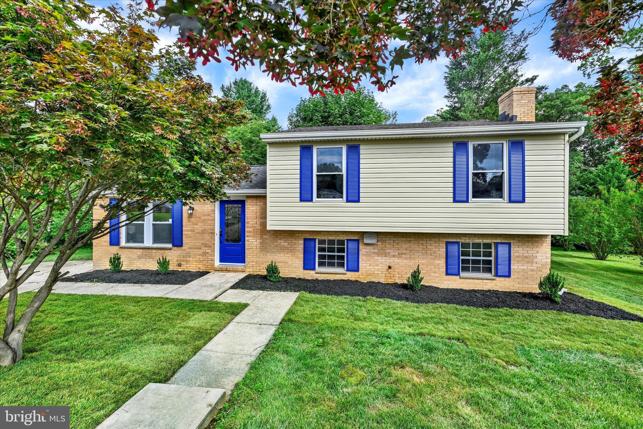 Welcome to 2956 Sunderland Ct, a stunningly renovated residence nestled on a peaceful cul-de-sac in the highly sought-after Box Hill II community of Abingdon. Thoughtfully updated with modern elegance, this beautiful home offers approximately 2160 square feet of living space with a beautiful big backyard . Inside, you’ll find a warm and inviting living room with a open floor plan. With 4 Bedrooms and 3 full bathrooms, there is a must see!
Located within the desirable Patterson Mill school district and just minutes from I-95, Route 40, shopping, and dining, this turnkey property offers the perfect blend of comfort, style, and convenience.
2956 Sunderland Ct is a rare opportunity you won’t want to miss!