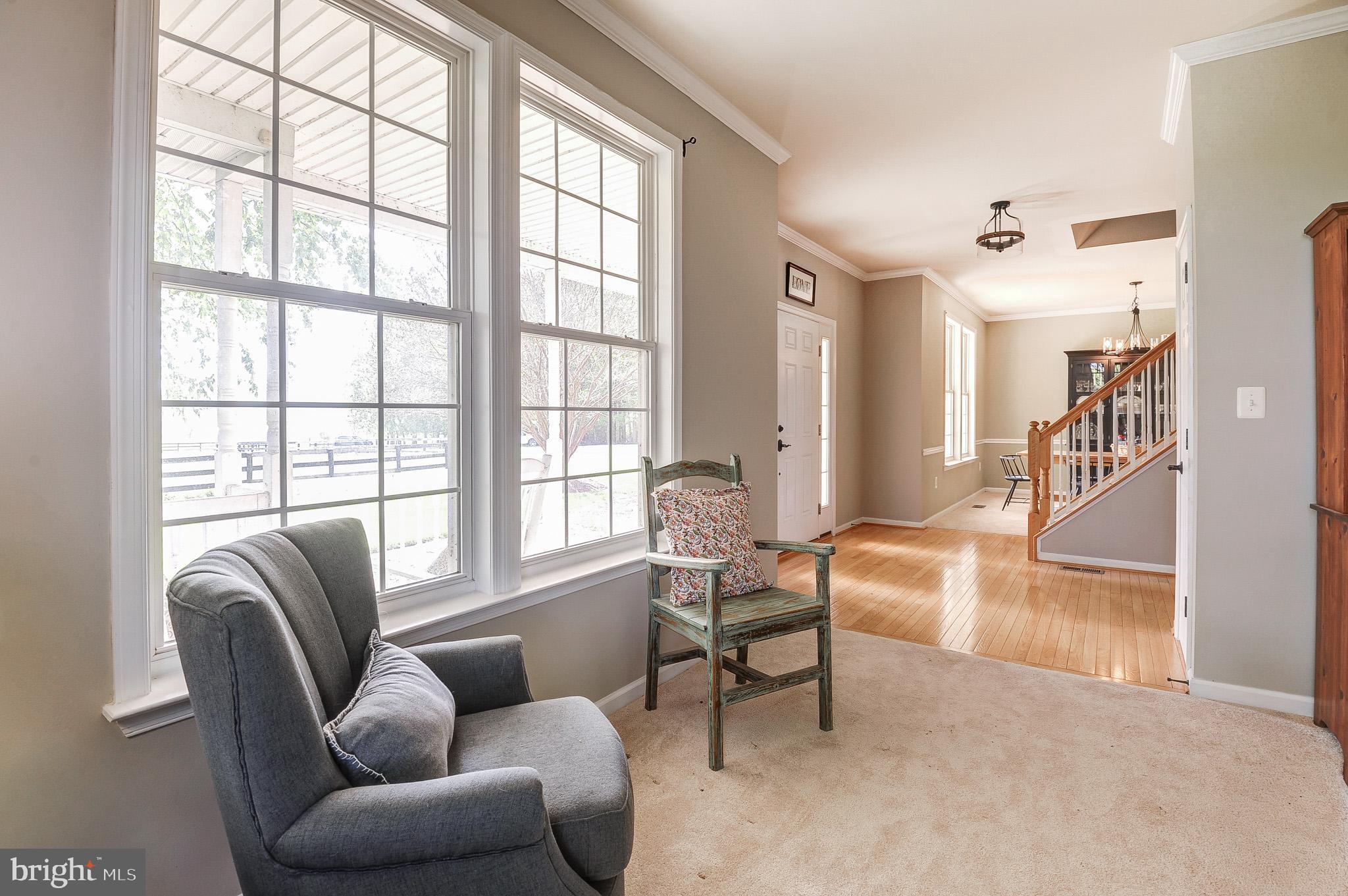 LOVETTSVILLE - Residential