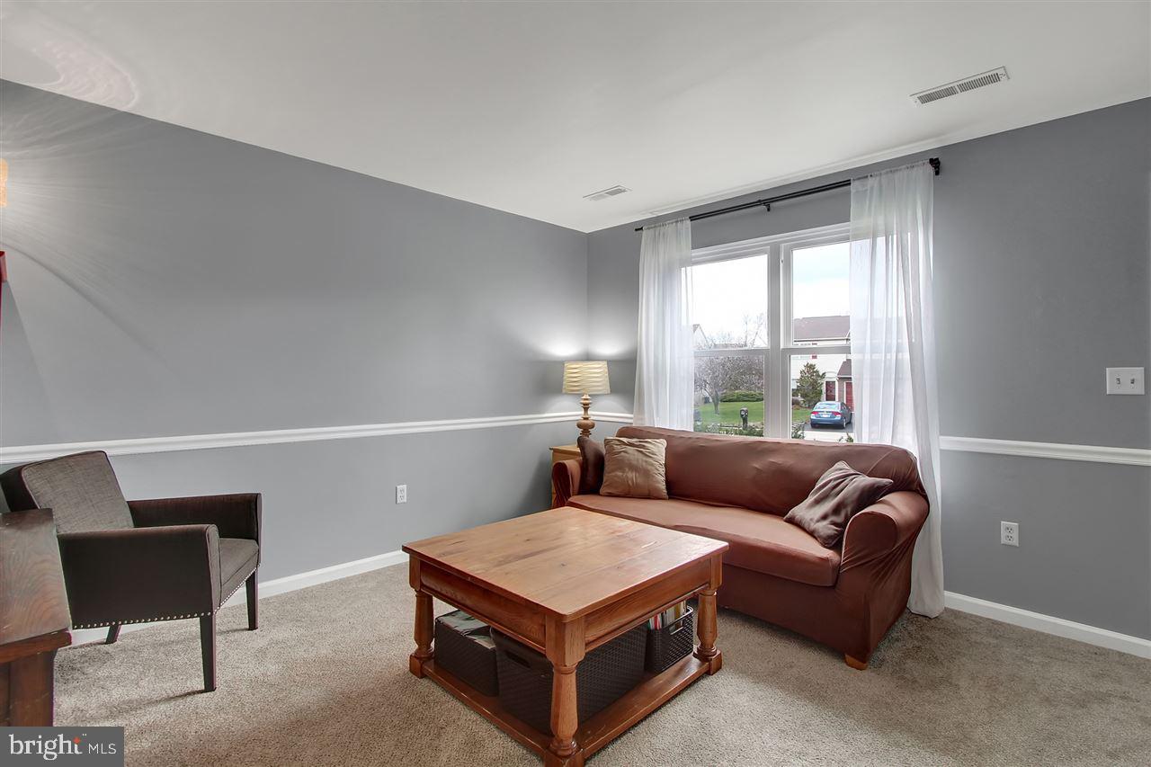 STONEBRIDGE CONDOS - Residential