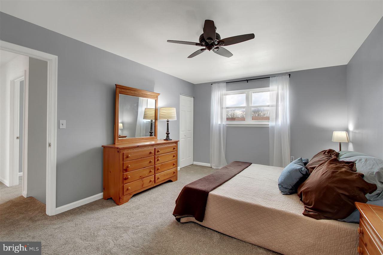 STONEBRIDGE CONDOS - Residential