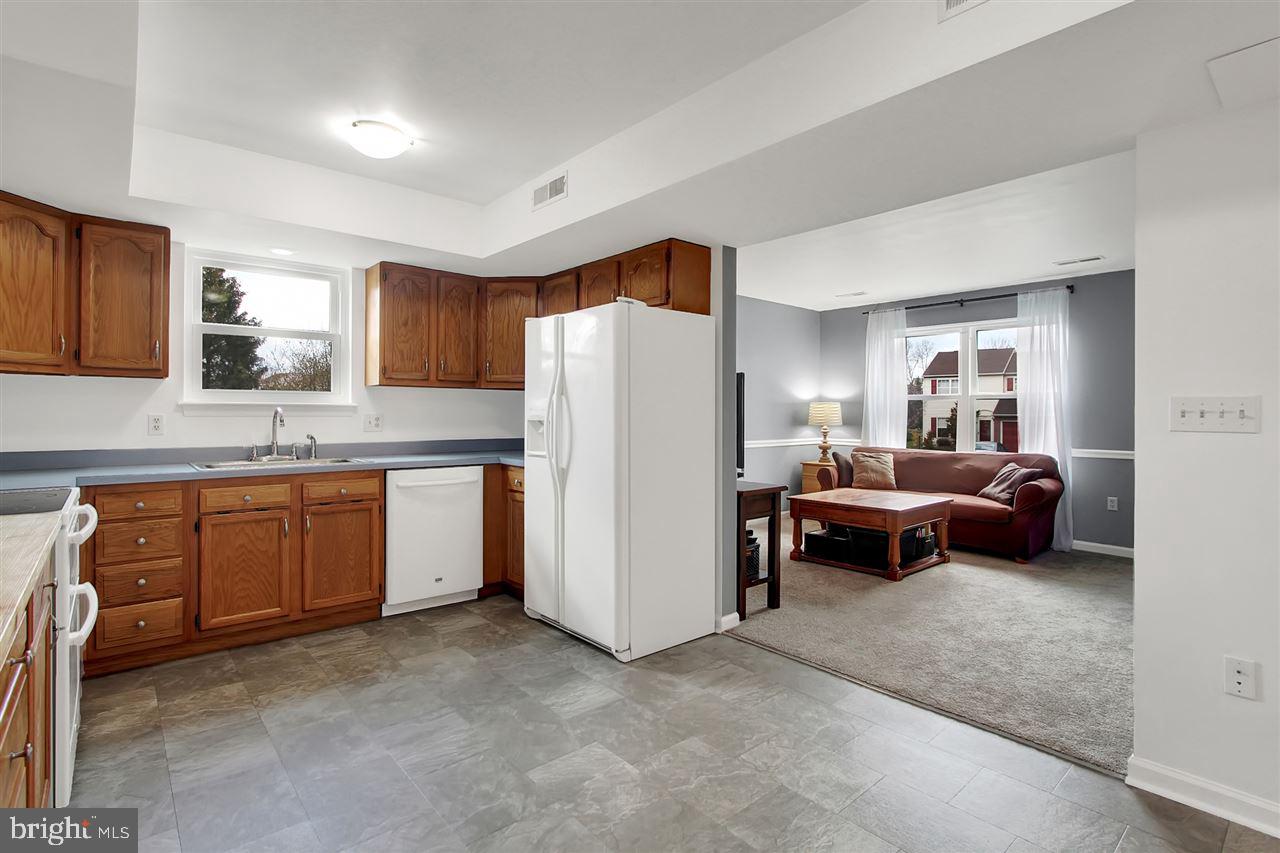 STONEBRIDGE CONDOS - Residential