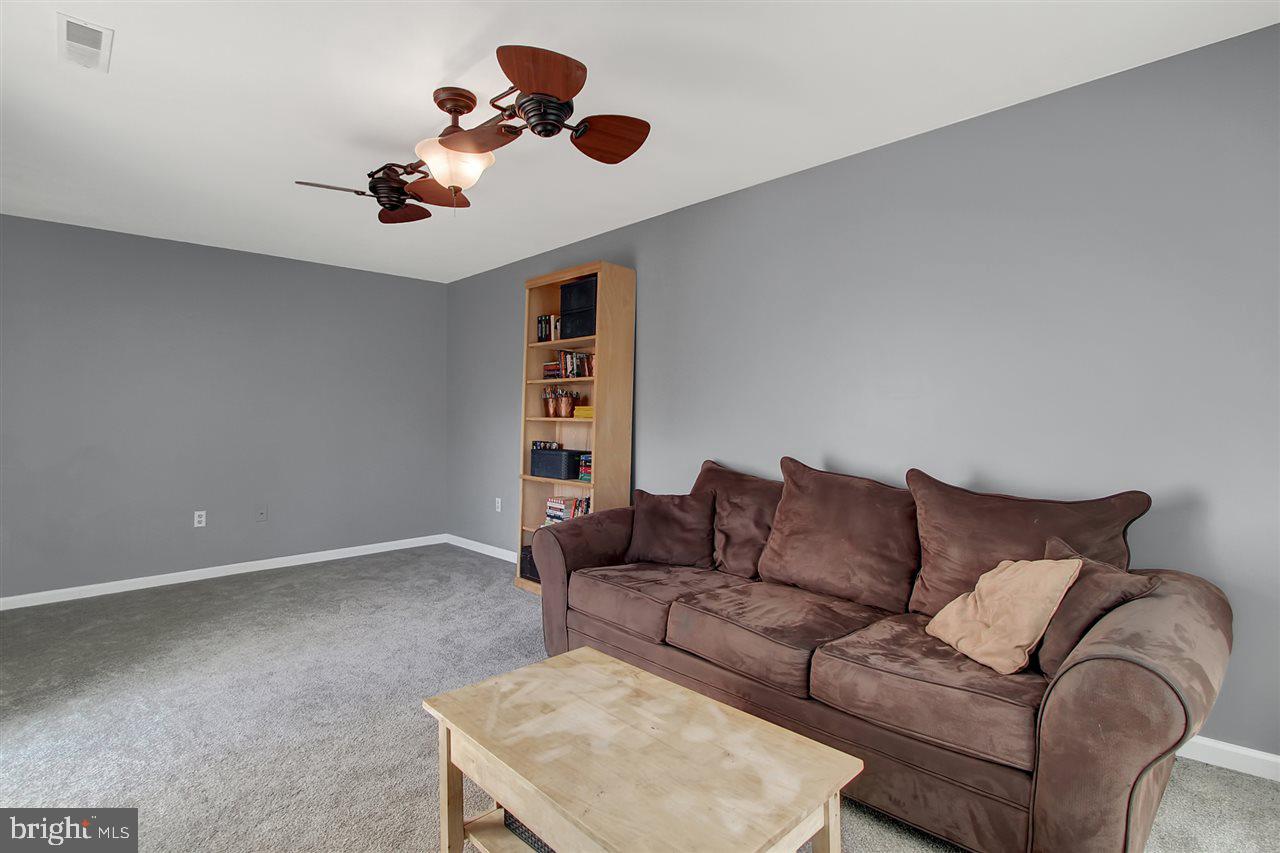 STONEBRIDGE CONDOS - Residential