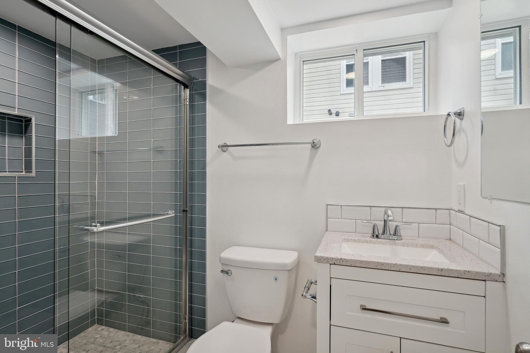 RIVERDALE PARK - Residential Lease