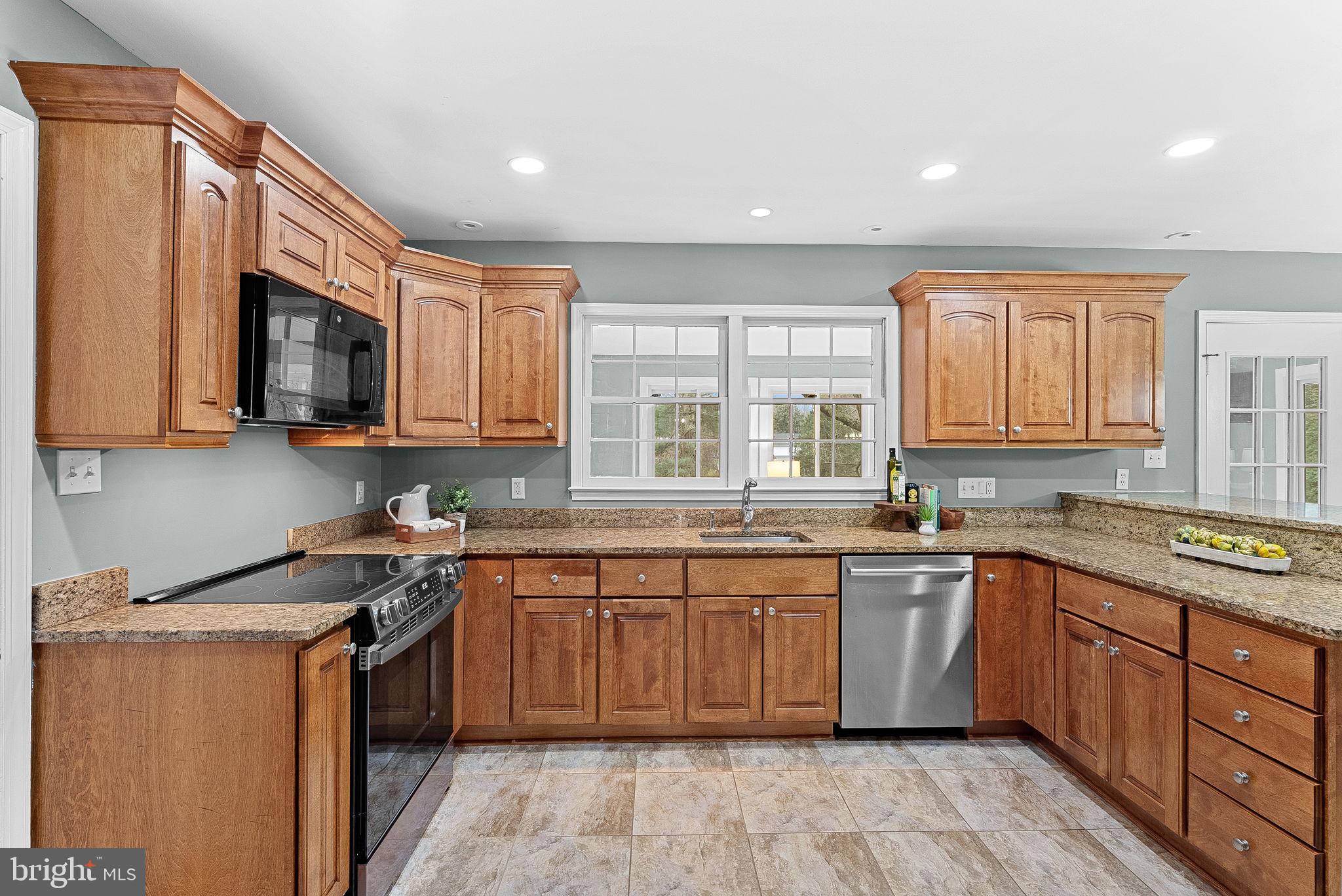 HICKORY CREEK - Residential