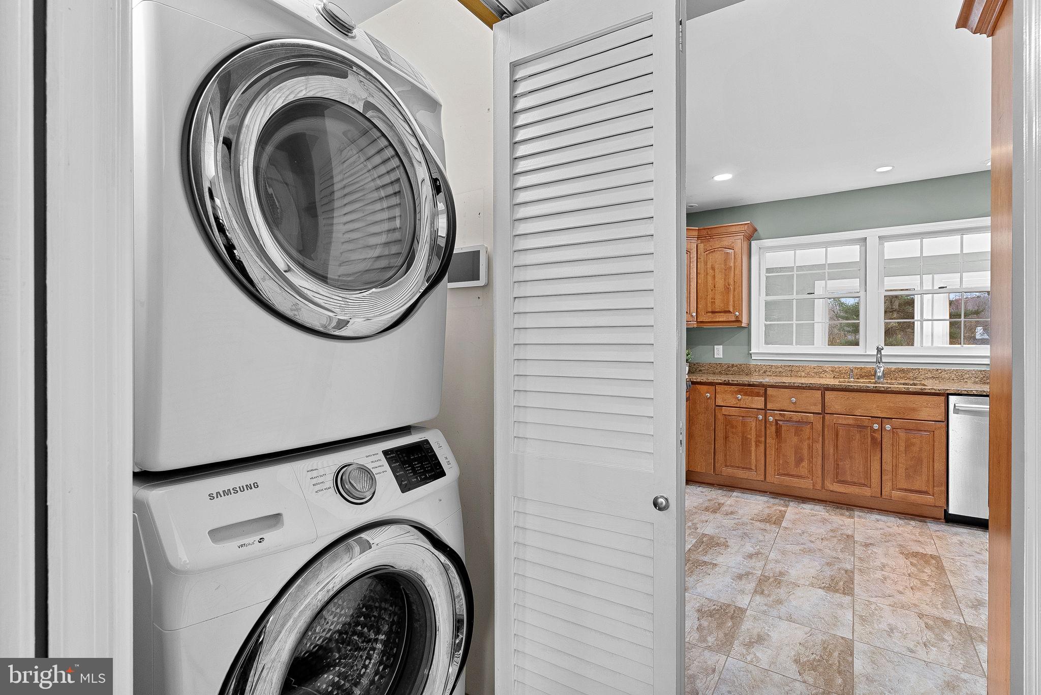 HICKORY CREEK - Residential