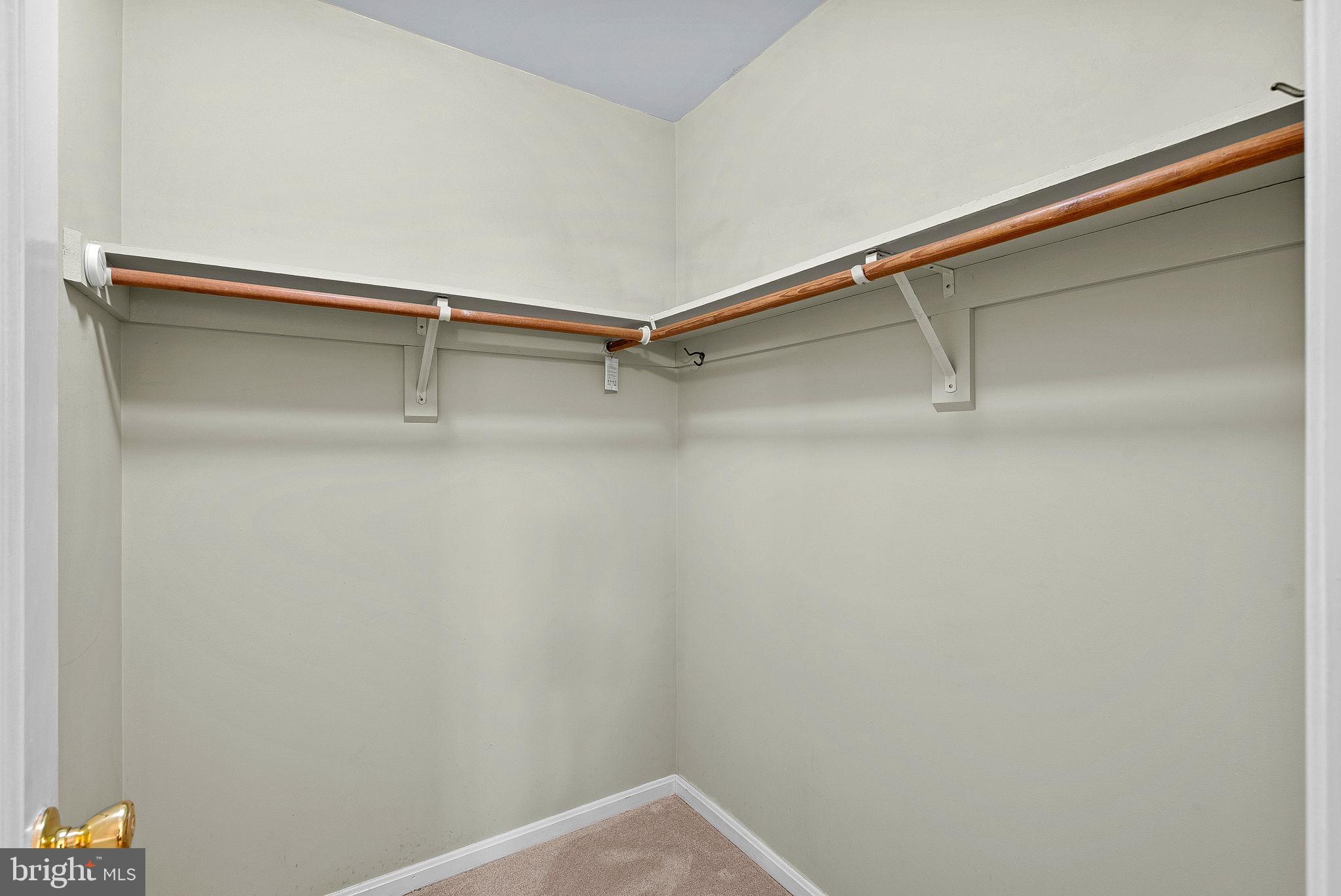 HICKORY CREEK - Residential