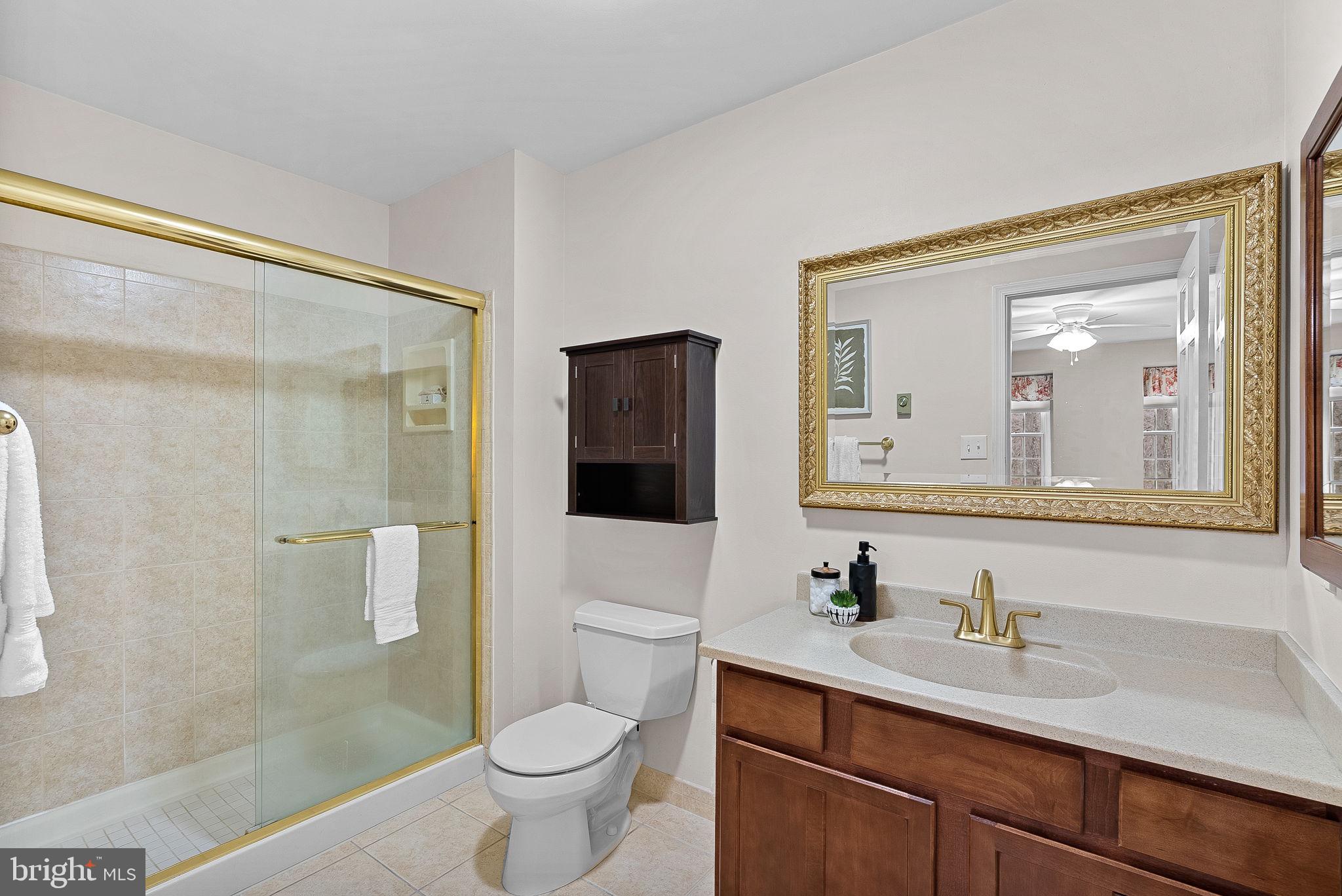 HICKORY CREEK - Residential