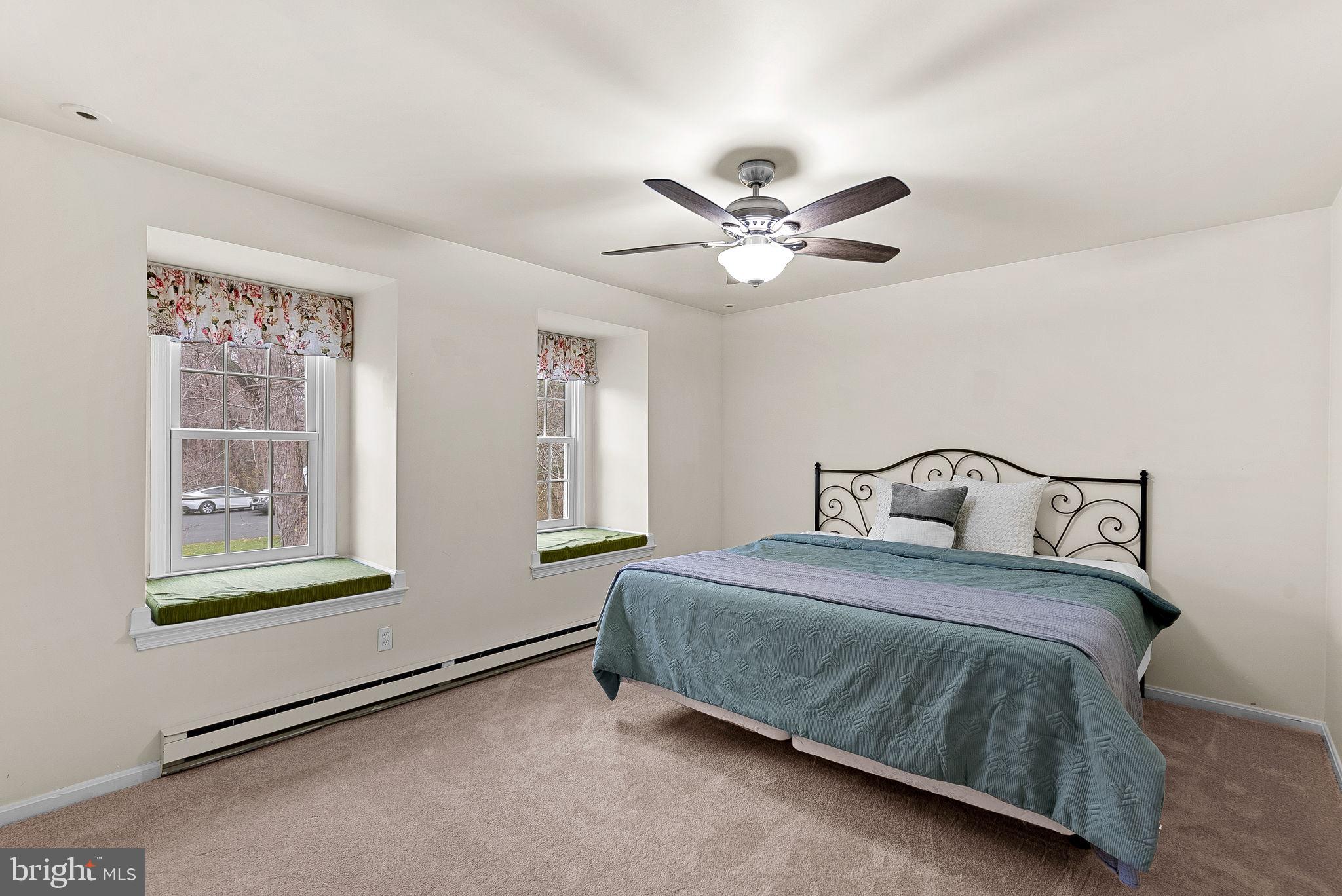 HICKORY CREEK - Residential