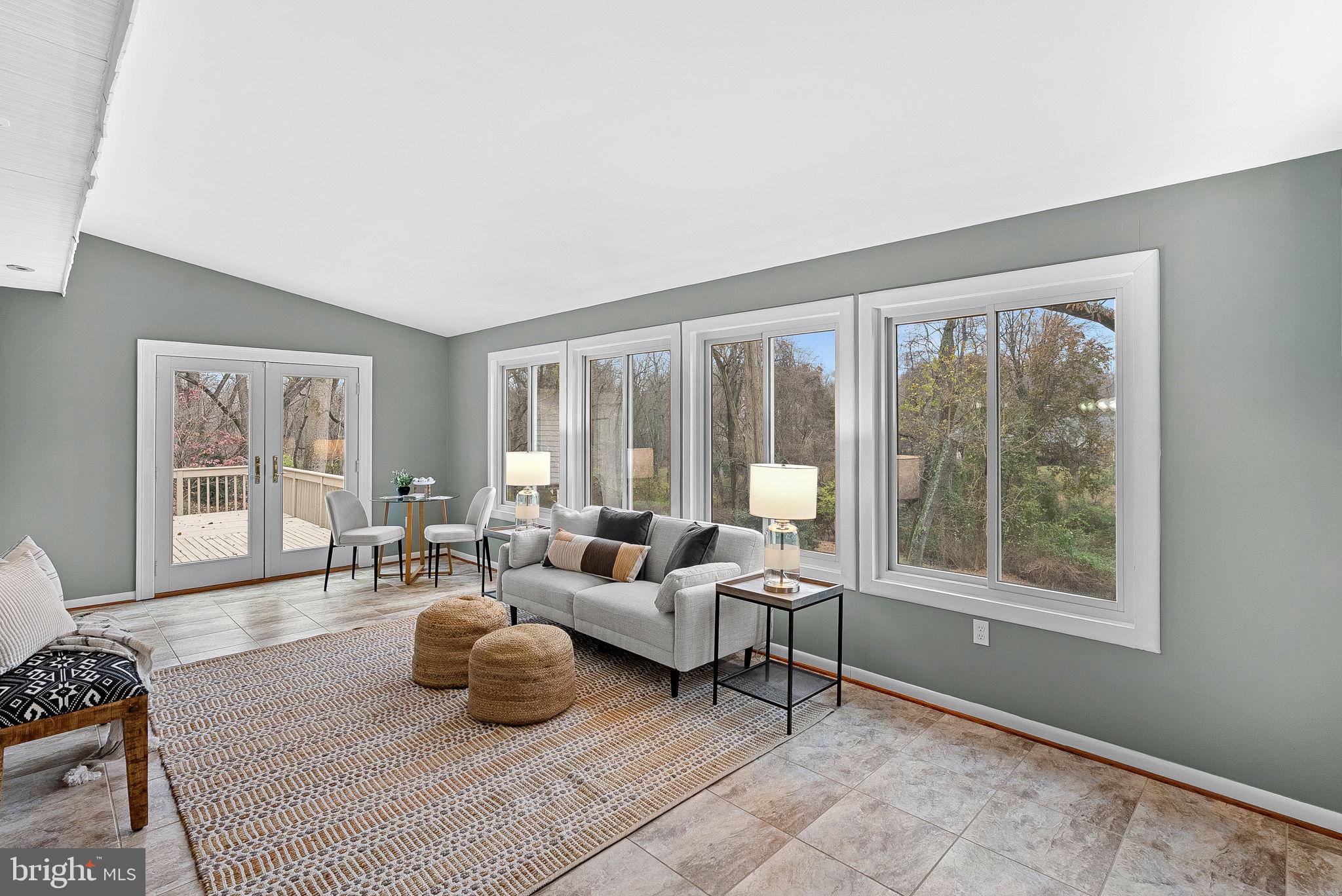 HICKORY CREEK - Residential