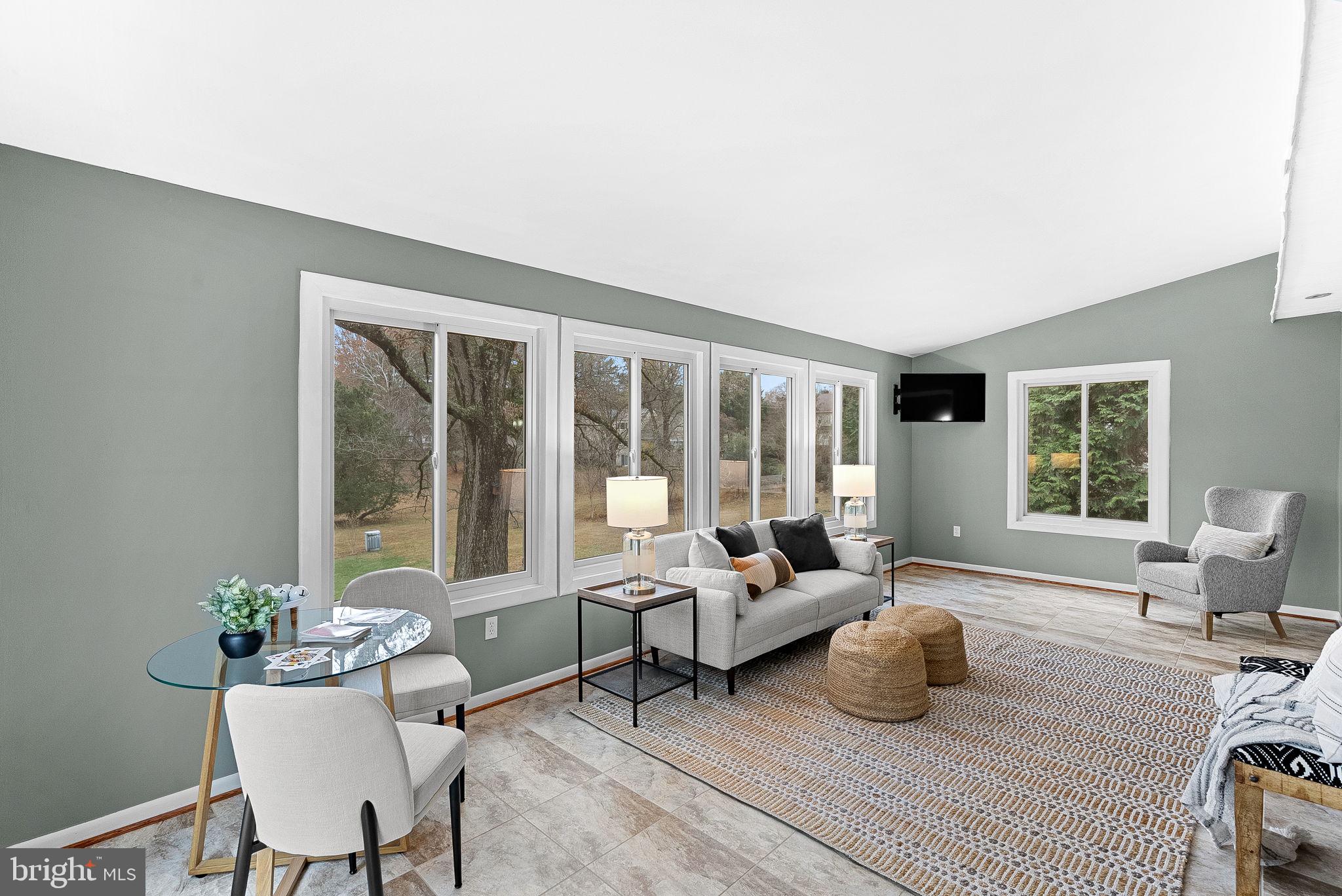 HICKORY CREEK - Residential