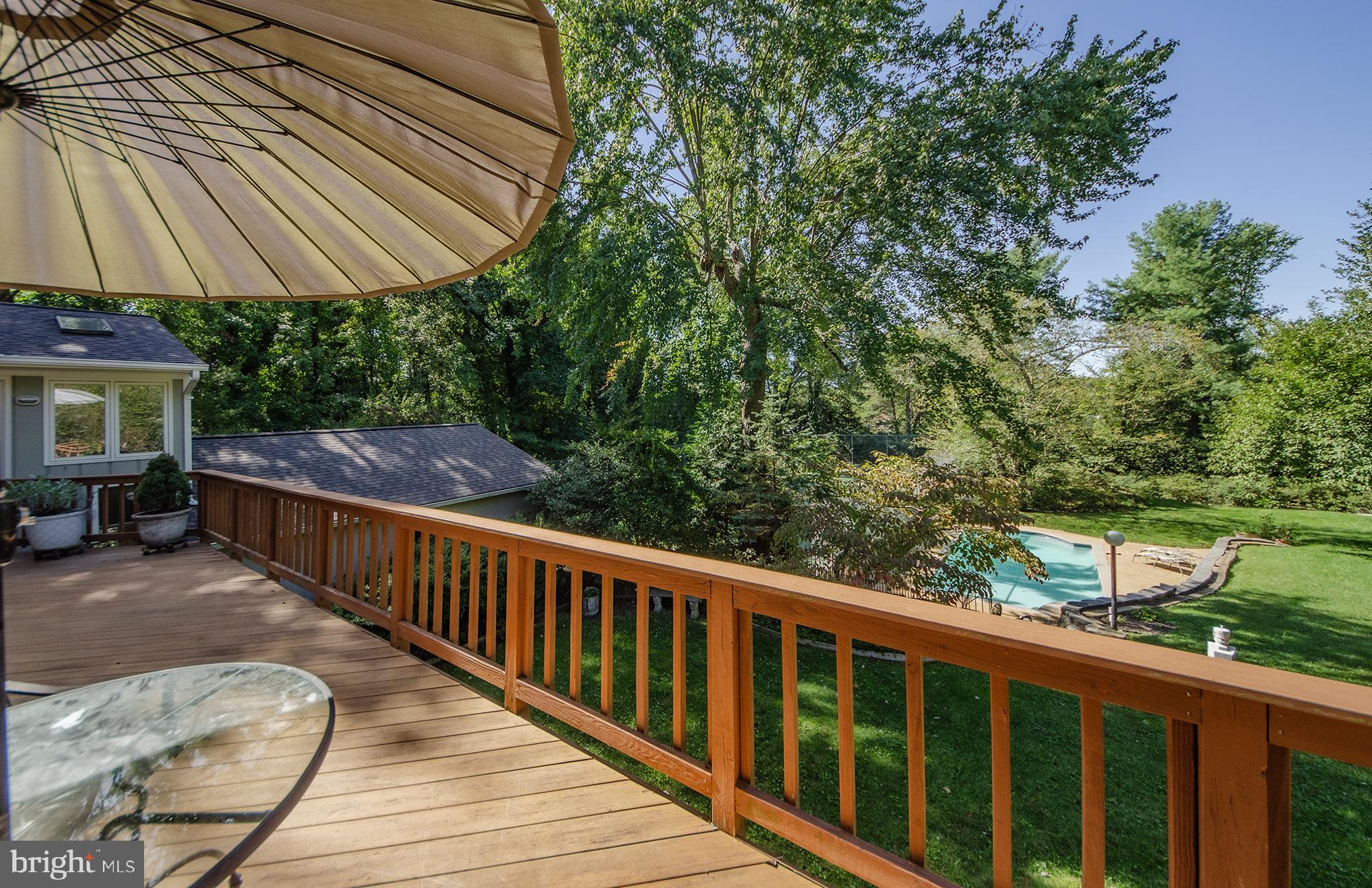 2101 WHITEOAKS DRIVE