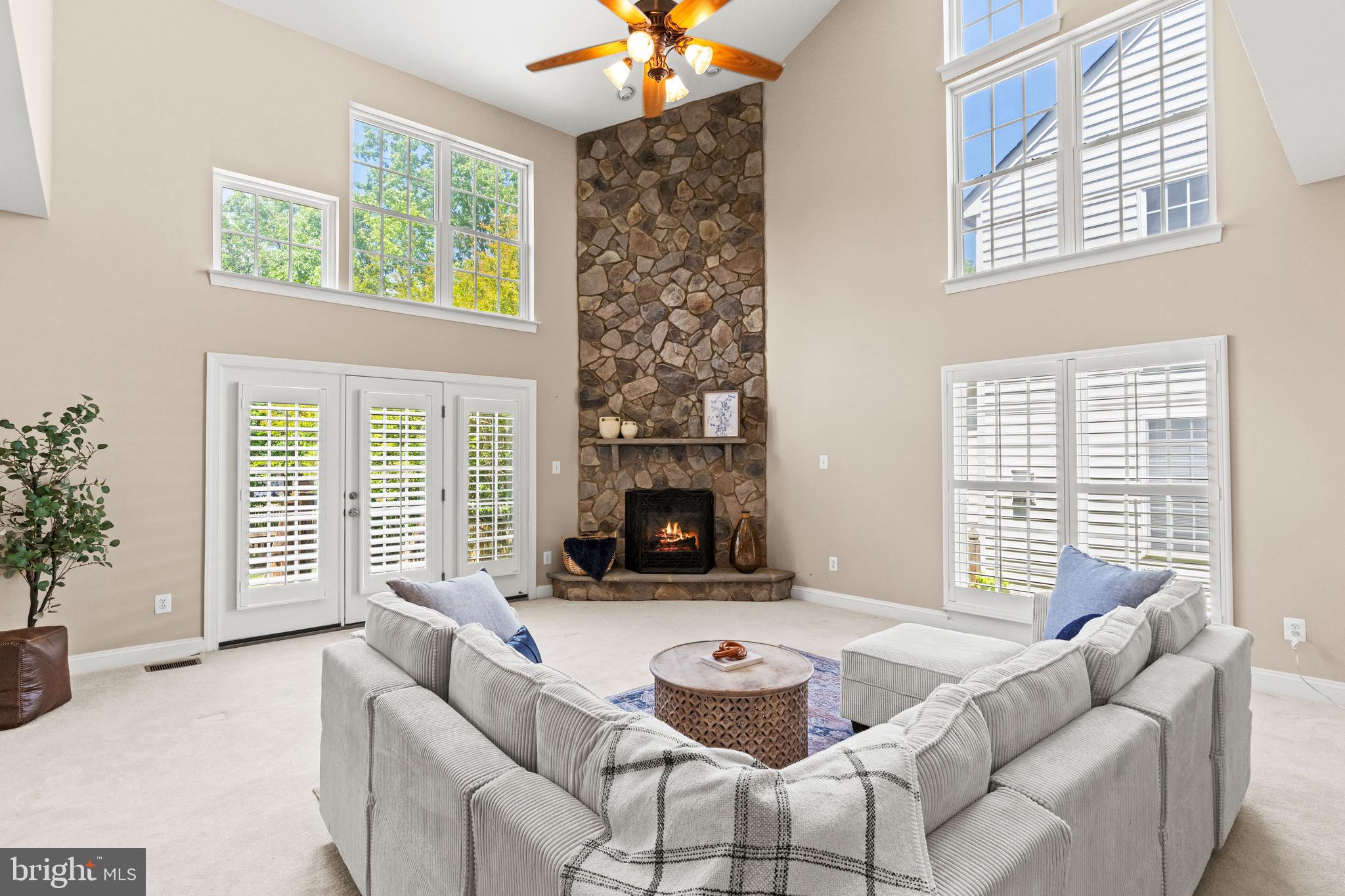 STONE RIDGE - Residential