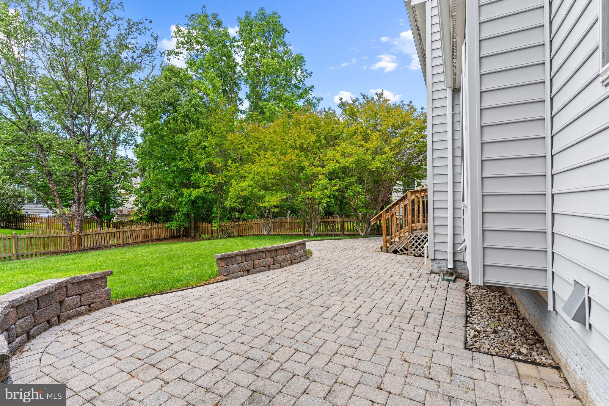 STONE RIDGE - Residential