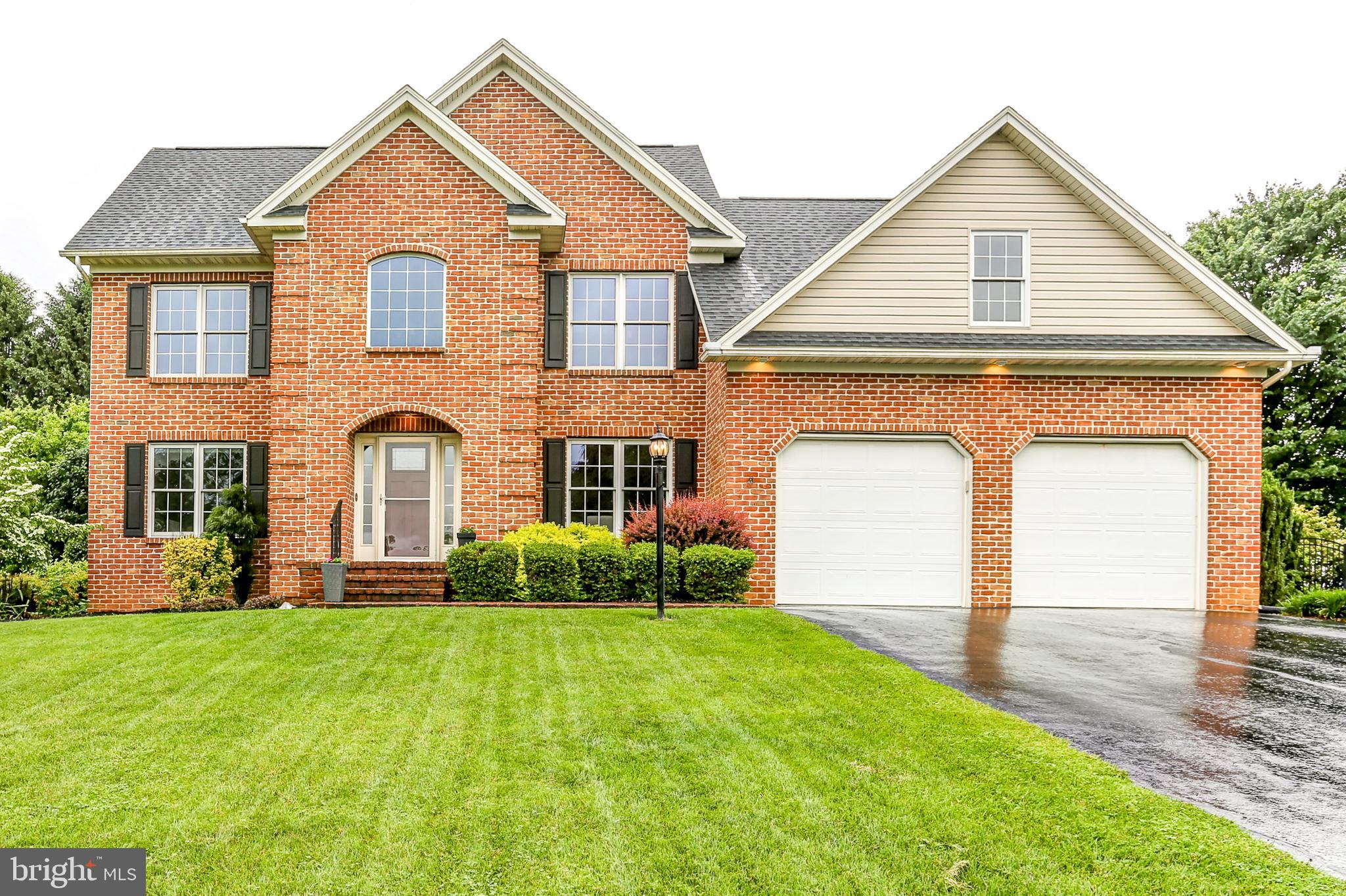 10 SILVER MAPLE DRIVE