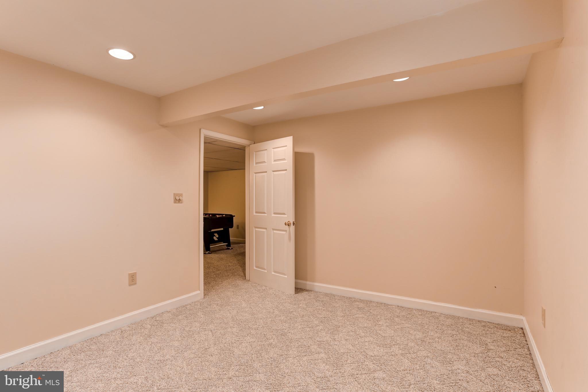 INDIAN HILLS - Residential