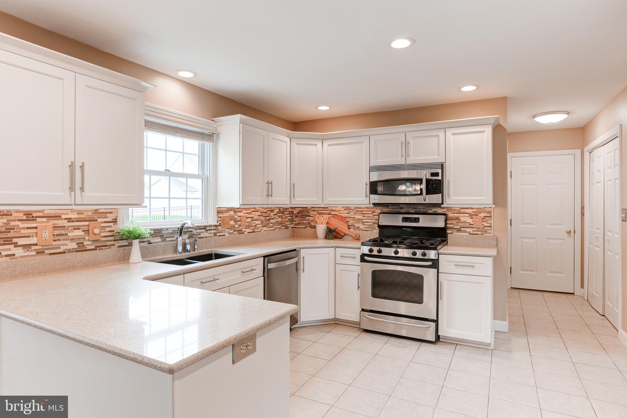 INDIAN HILLS - Residential