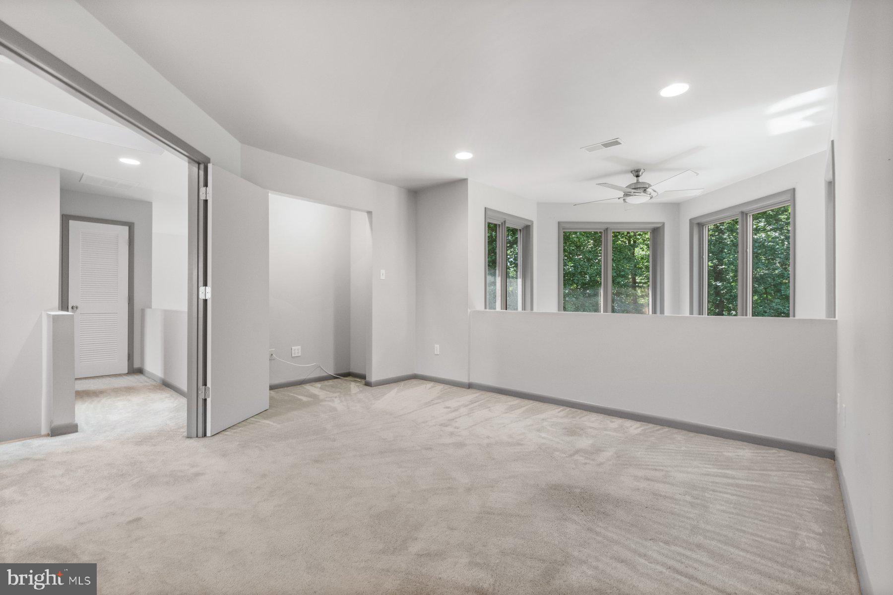 WOODSTOCK - Residential