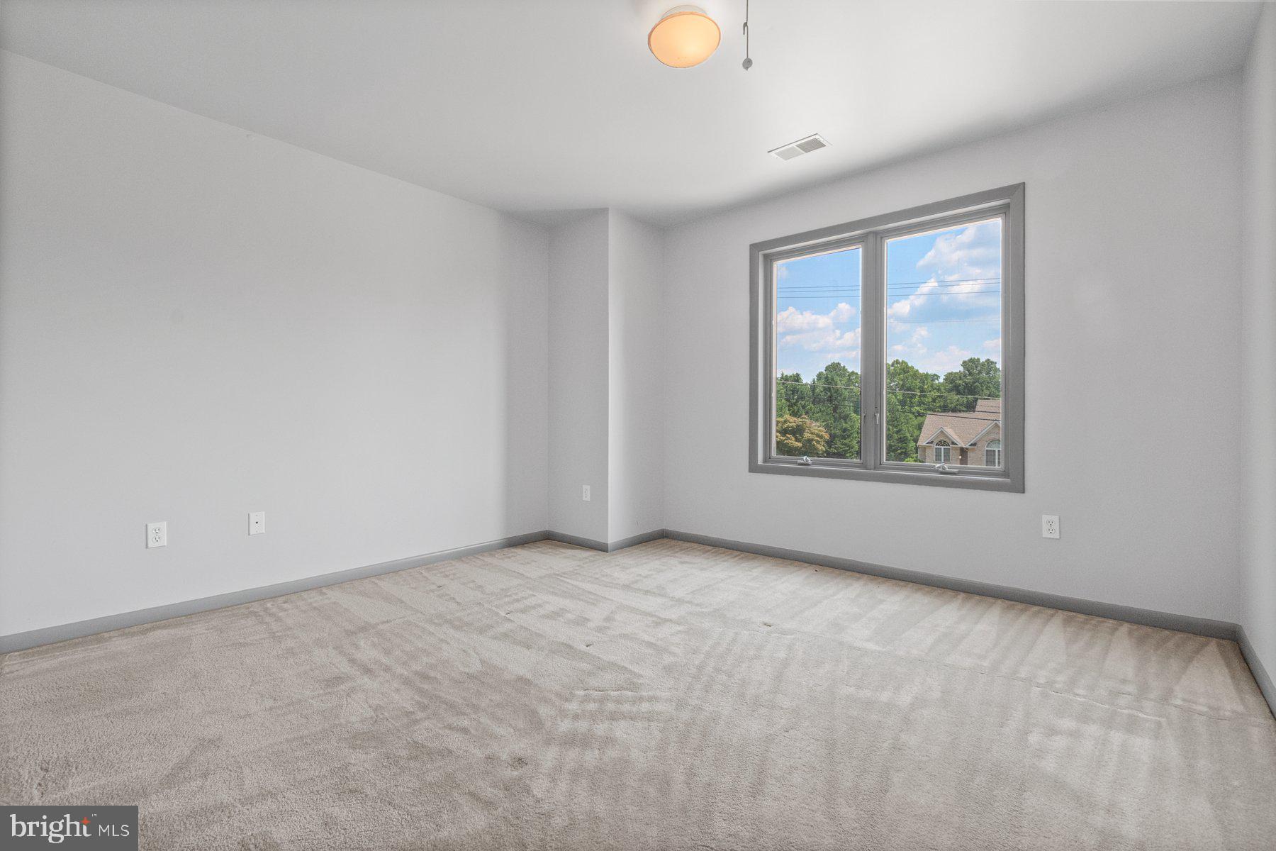 WOODSTOCK - Residential