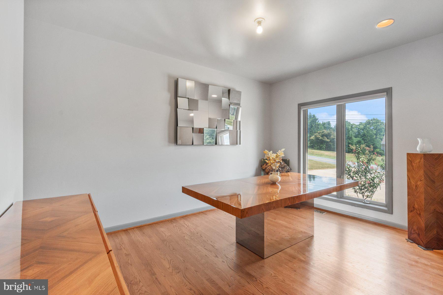 WOODSTOCK - Residential