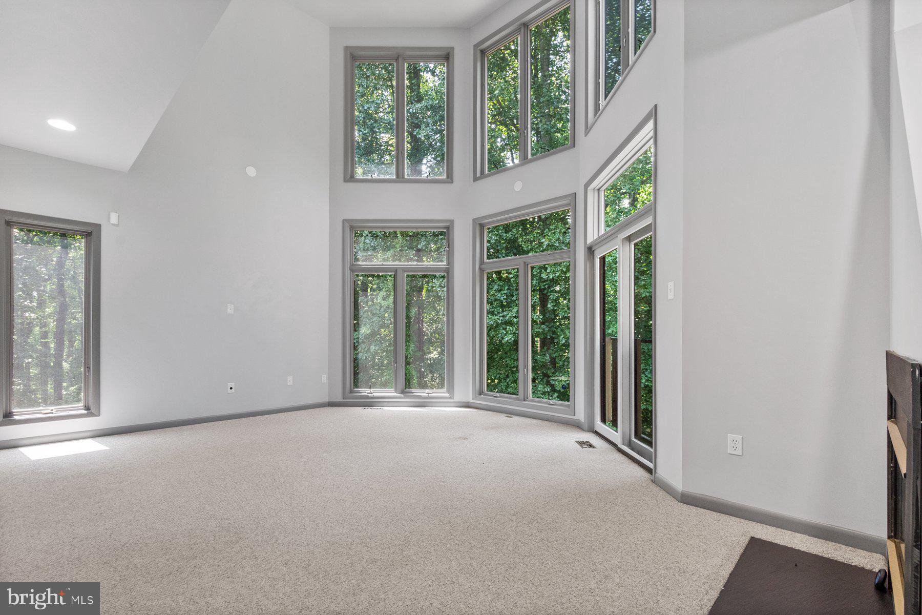 WOODSTOCK - Residential