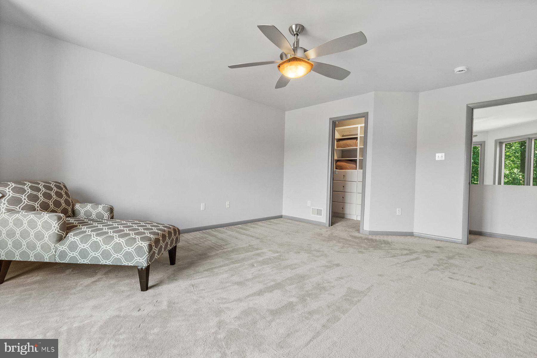 WOODSTOCK - Residential