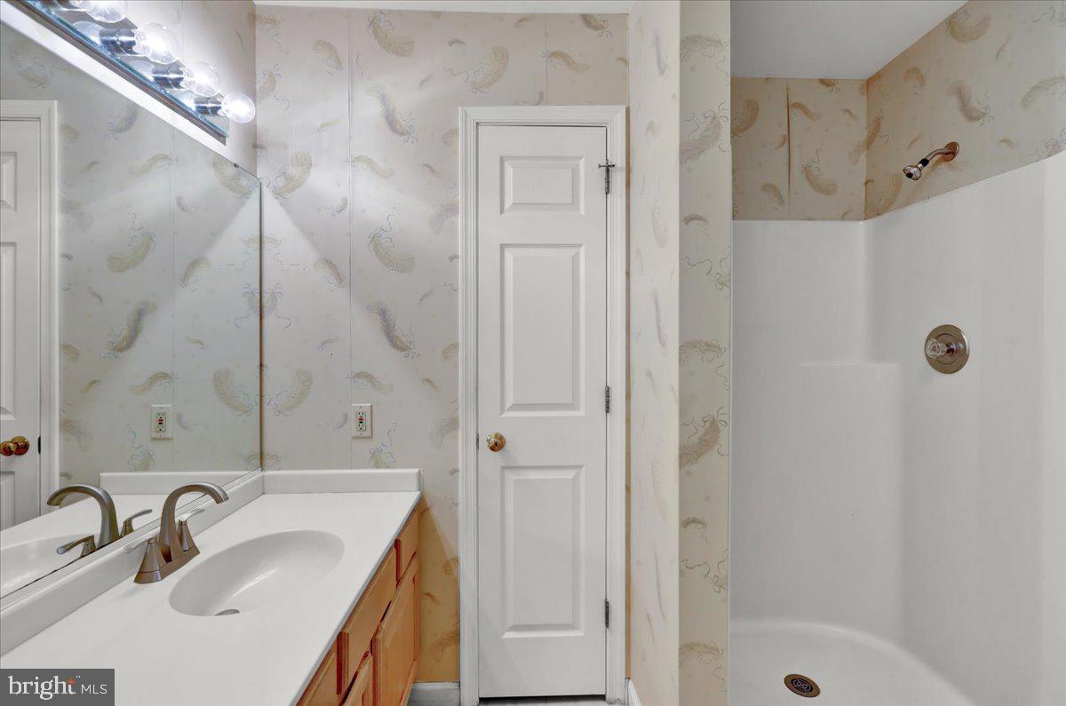 STONE HILL FARMS - Residential