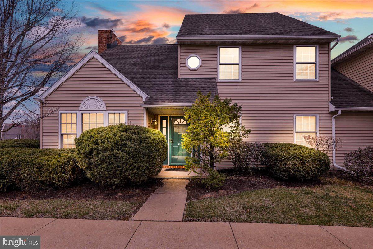 STONE HILL FARMS - Residential