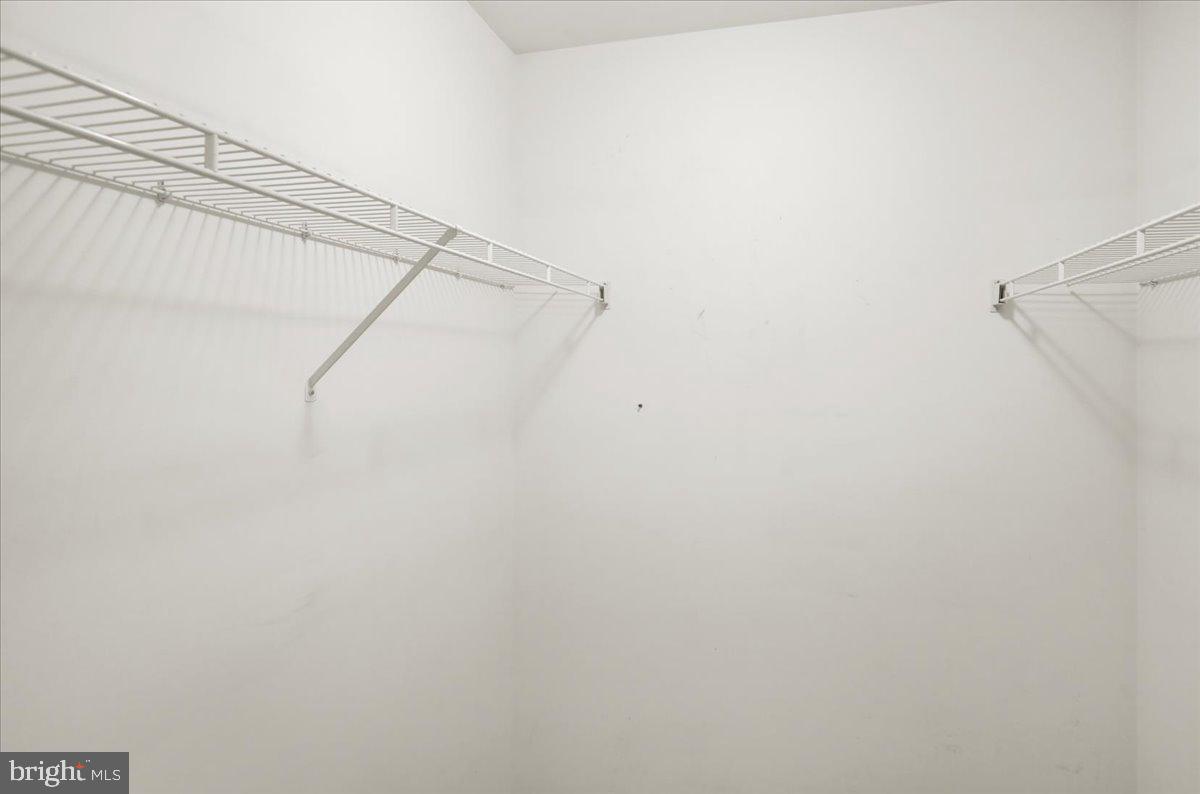 STONE HILL FARMS - Residential