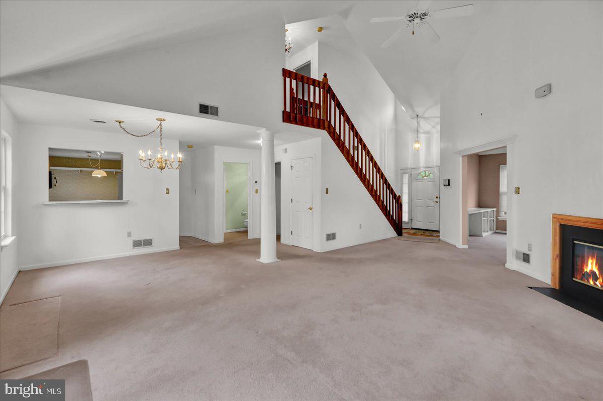 STONE HILL FARMS - Residential