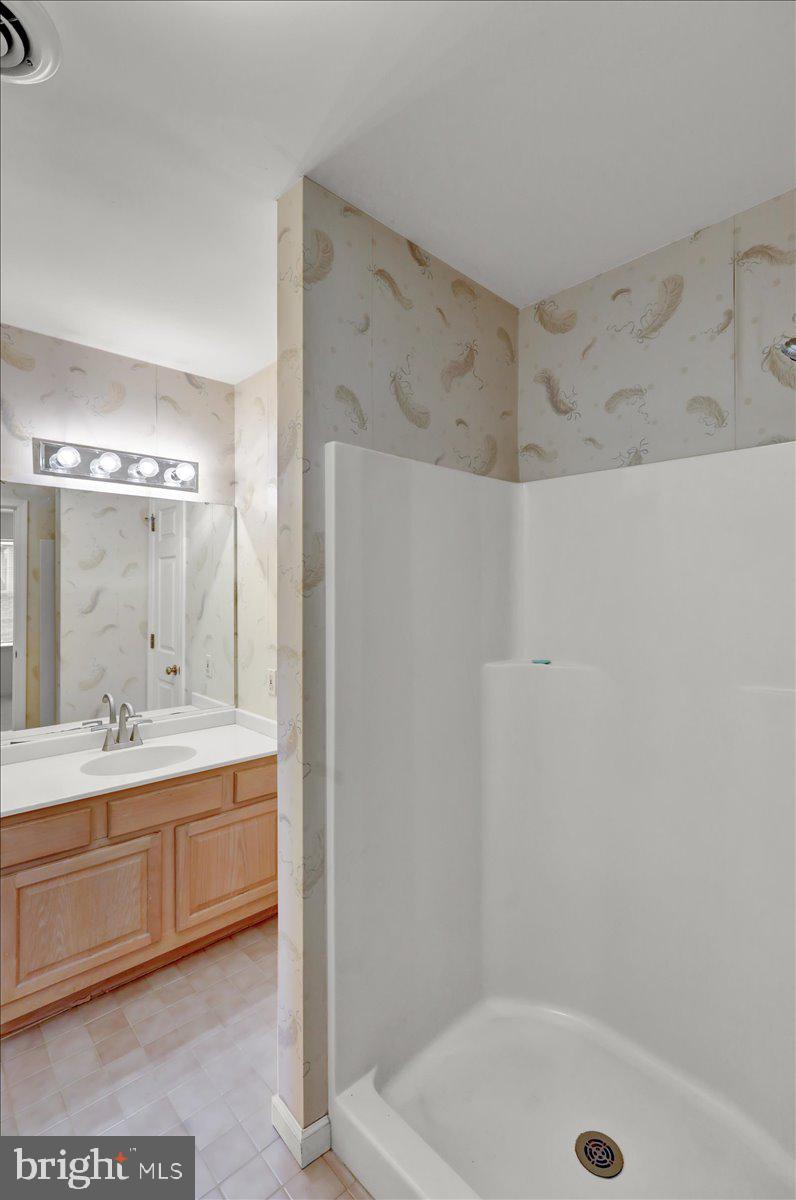 STONE HILL FARMS - Residential