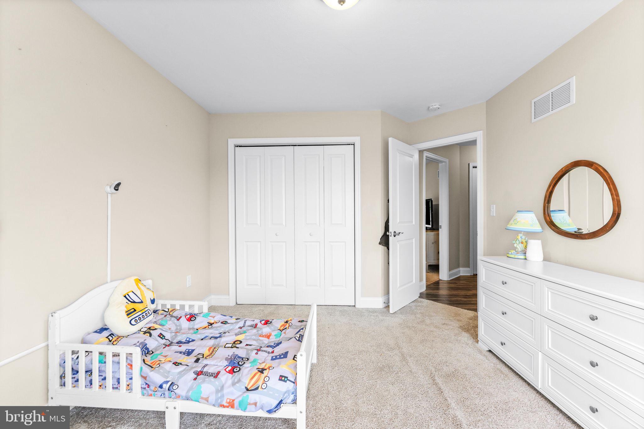 SHREWSBURY/NEW FREEDOM - Residential