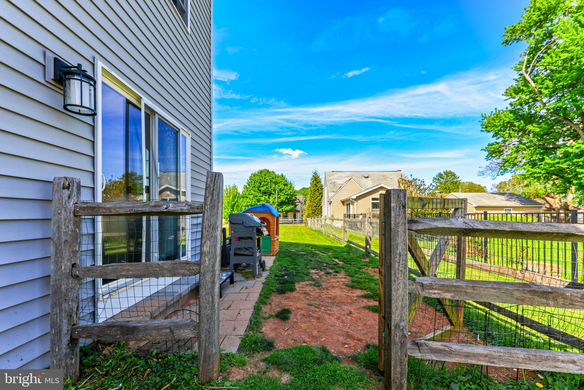 SHREWSBURY/NEW FREEDOM - Residential