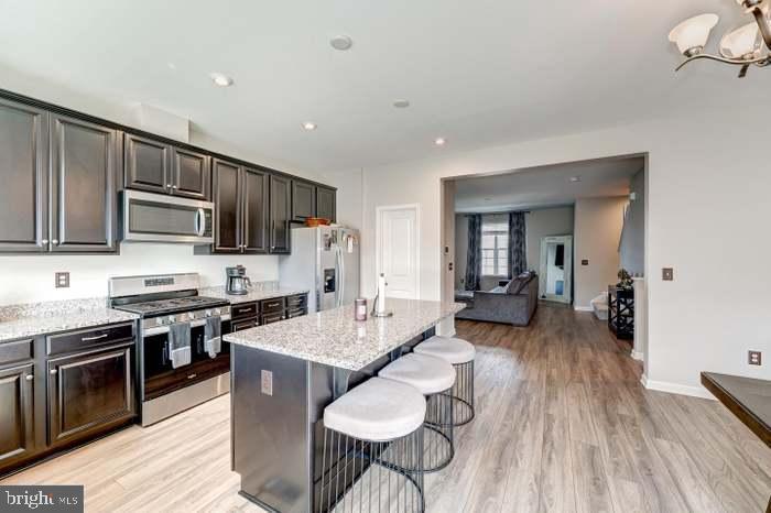 NEW POST ON THE RAPPAHANNOCK - Residential