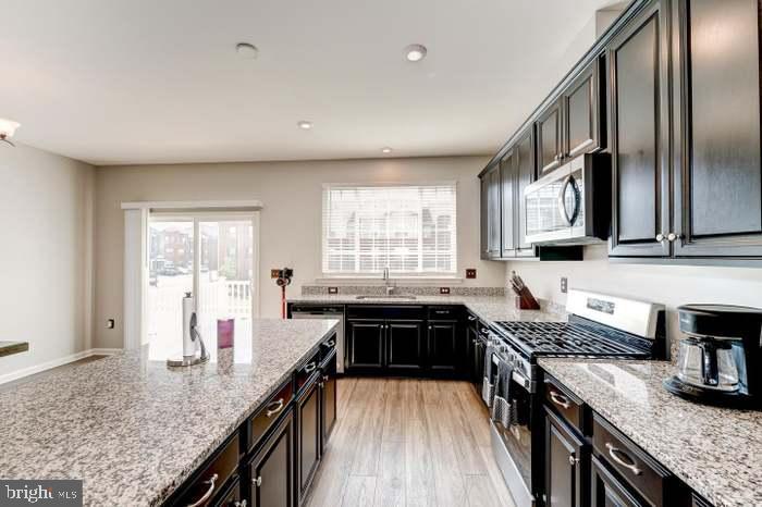 NEW POST ON THE RAPPAHANNOCK - Residential