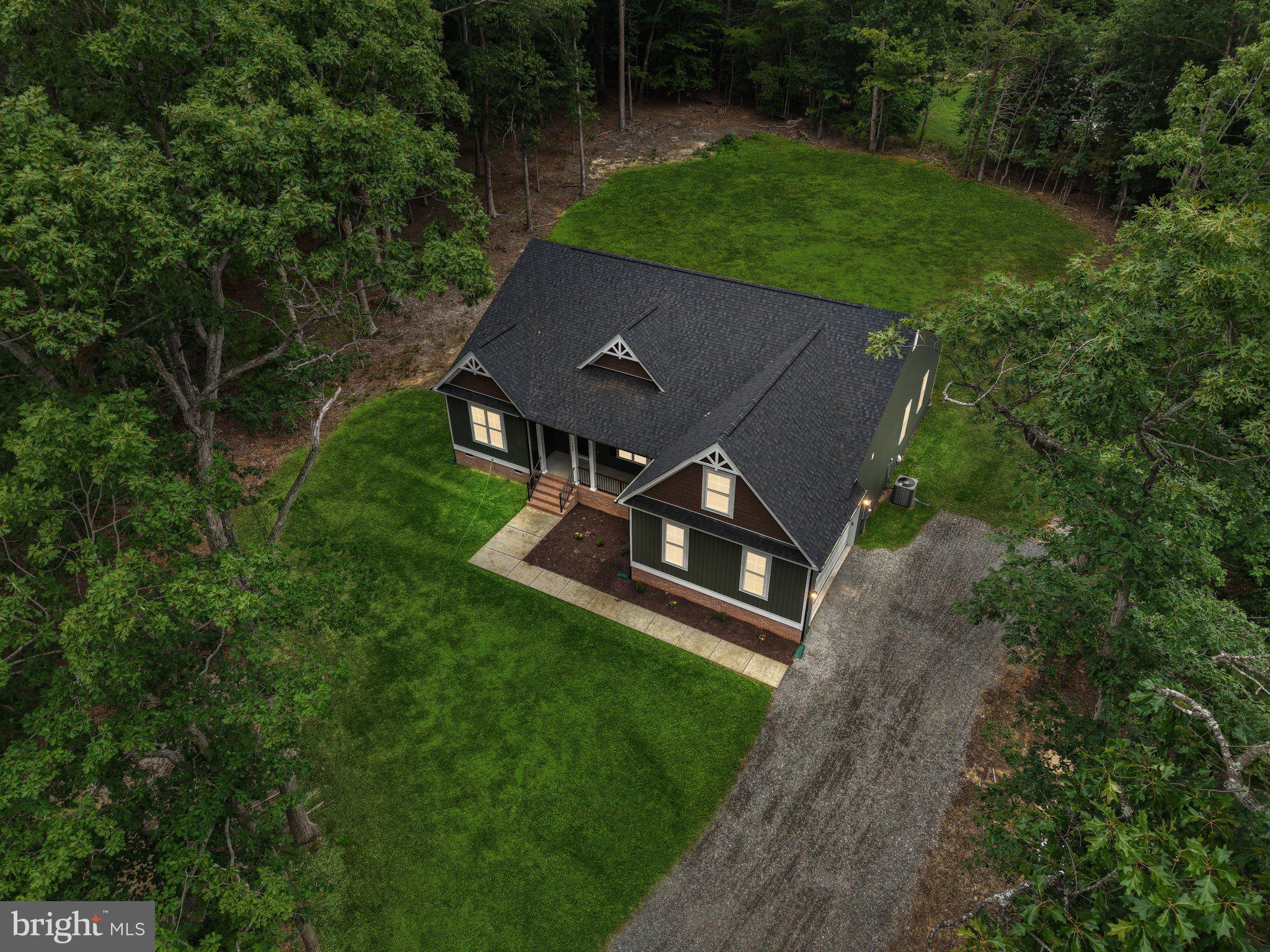 184 ANNA COVES COURT