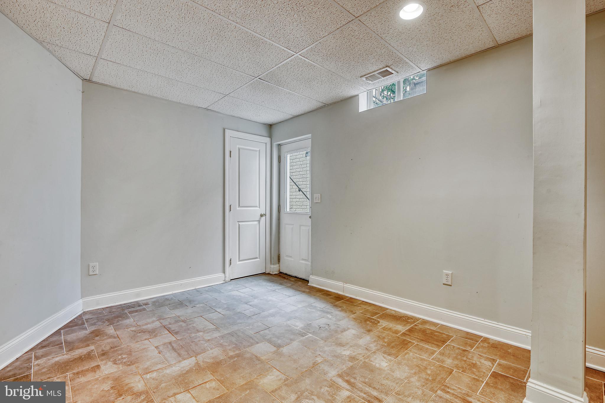 POPLAR POINT - Residential