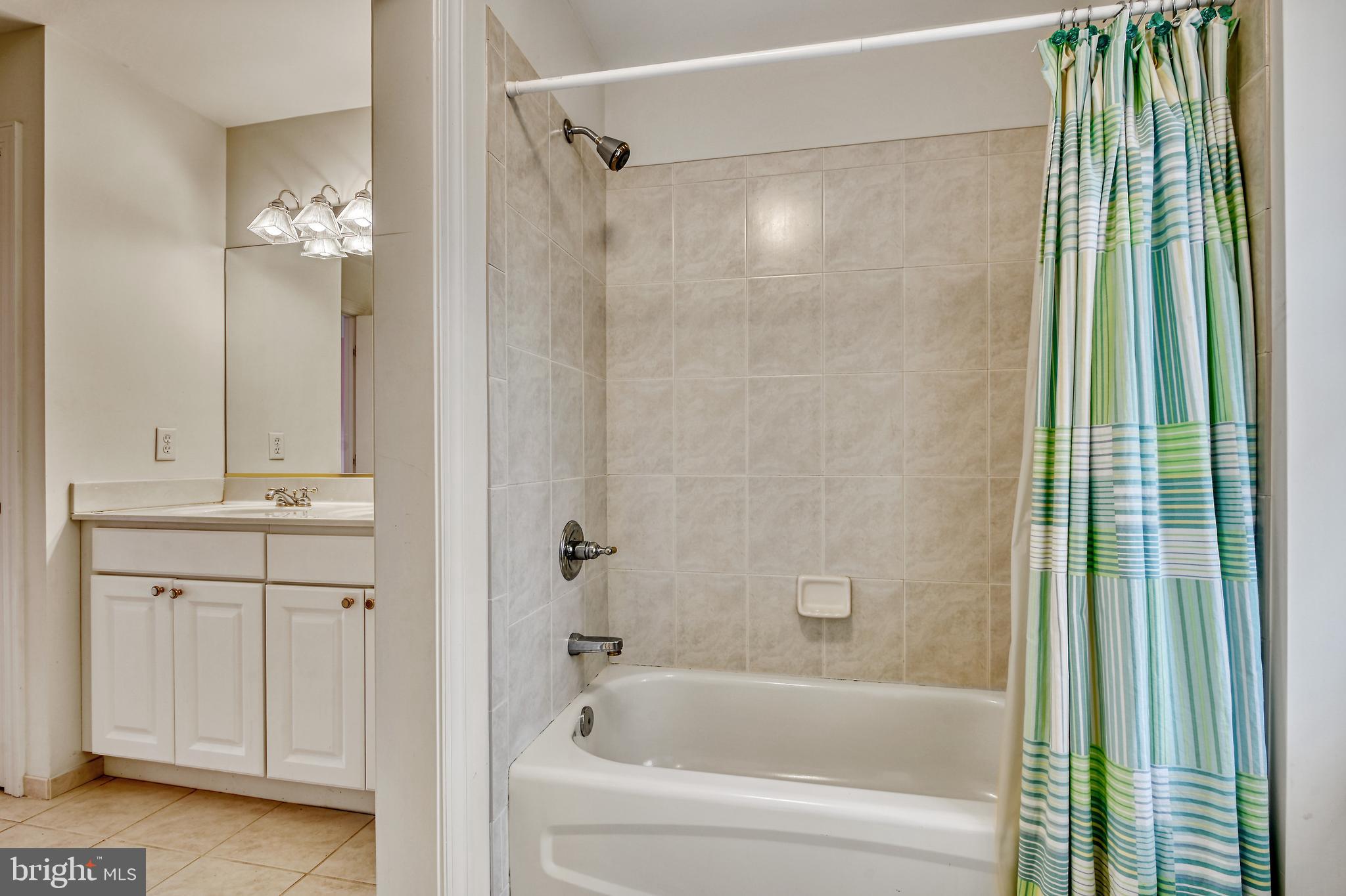 POPLAR POINT - Residential