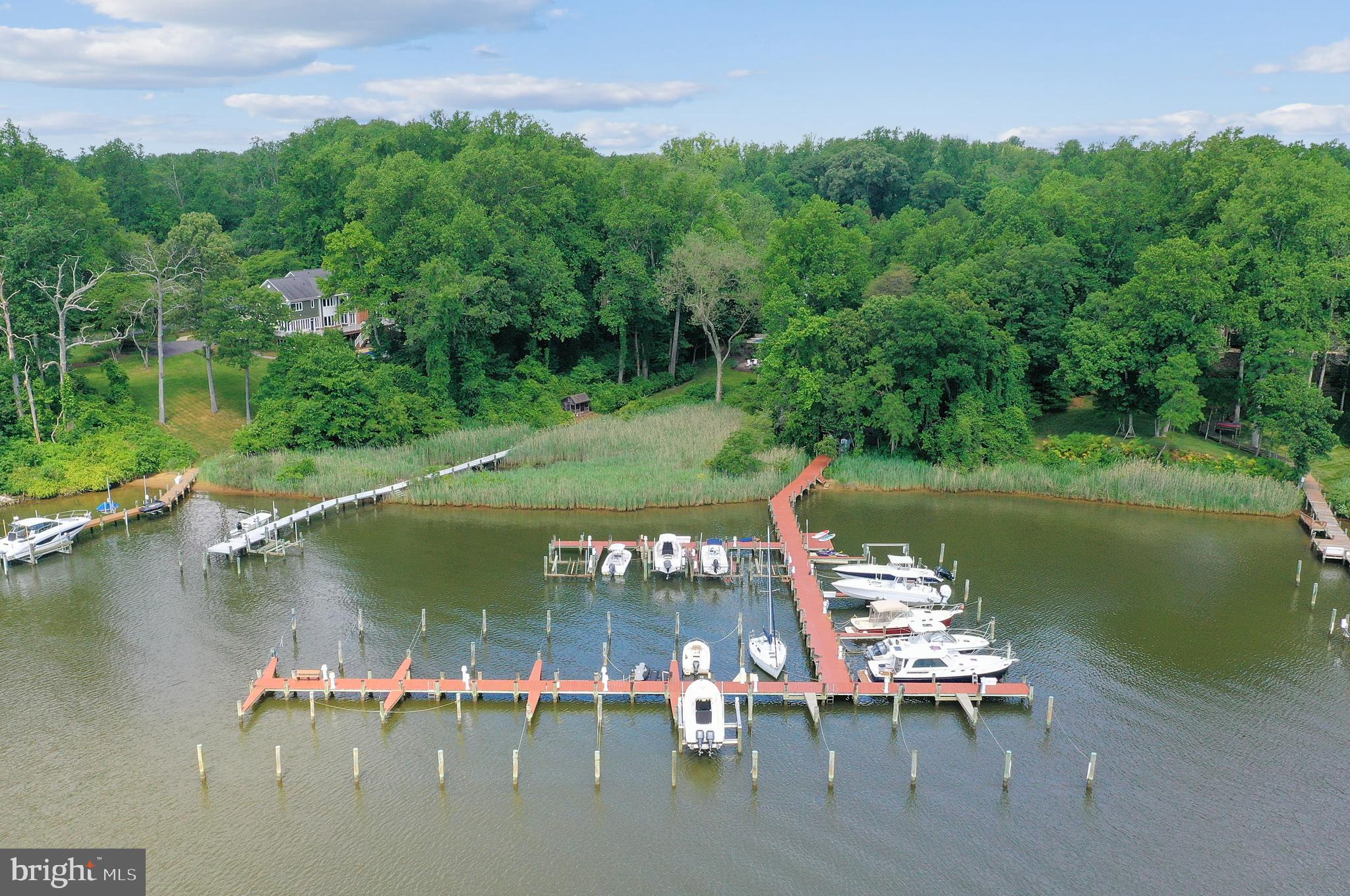 POPLAR POINT - Residential