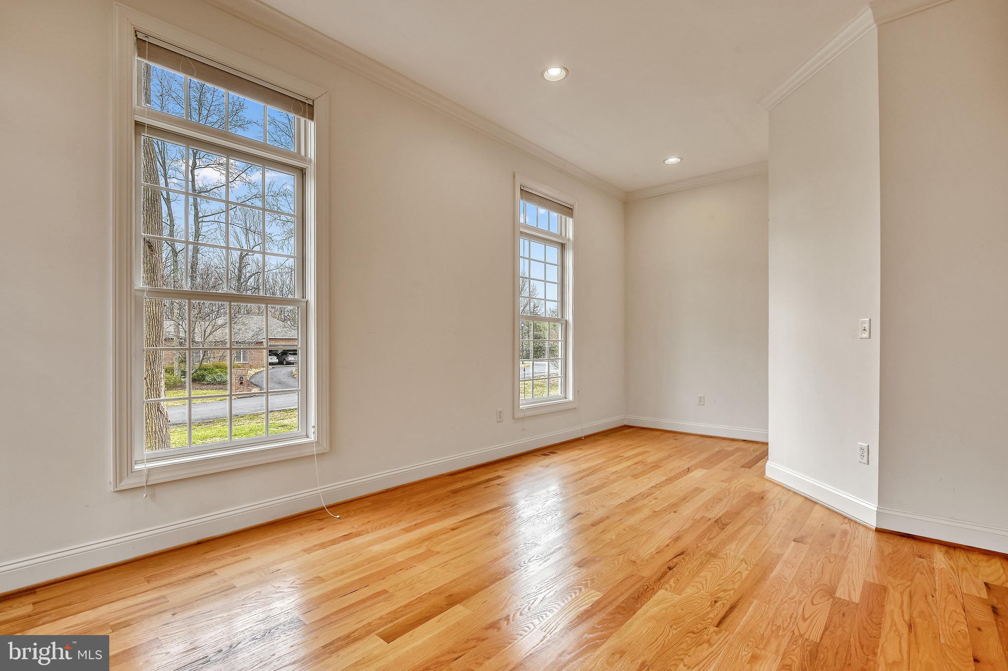 POPLAR POINT - Residential