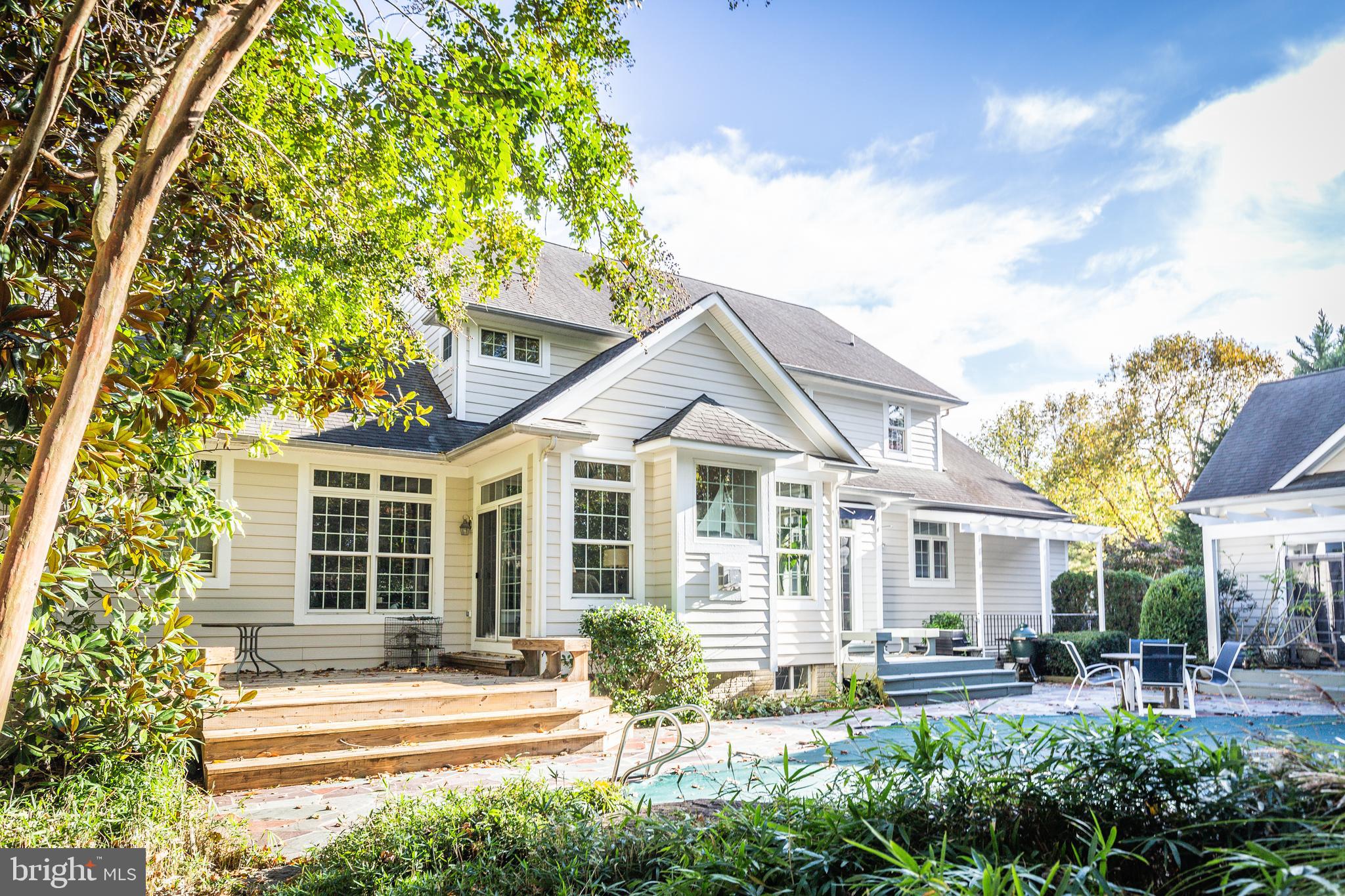 POPLAR POINT - Residential