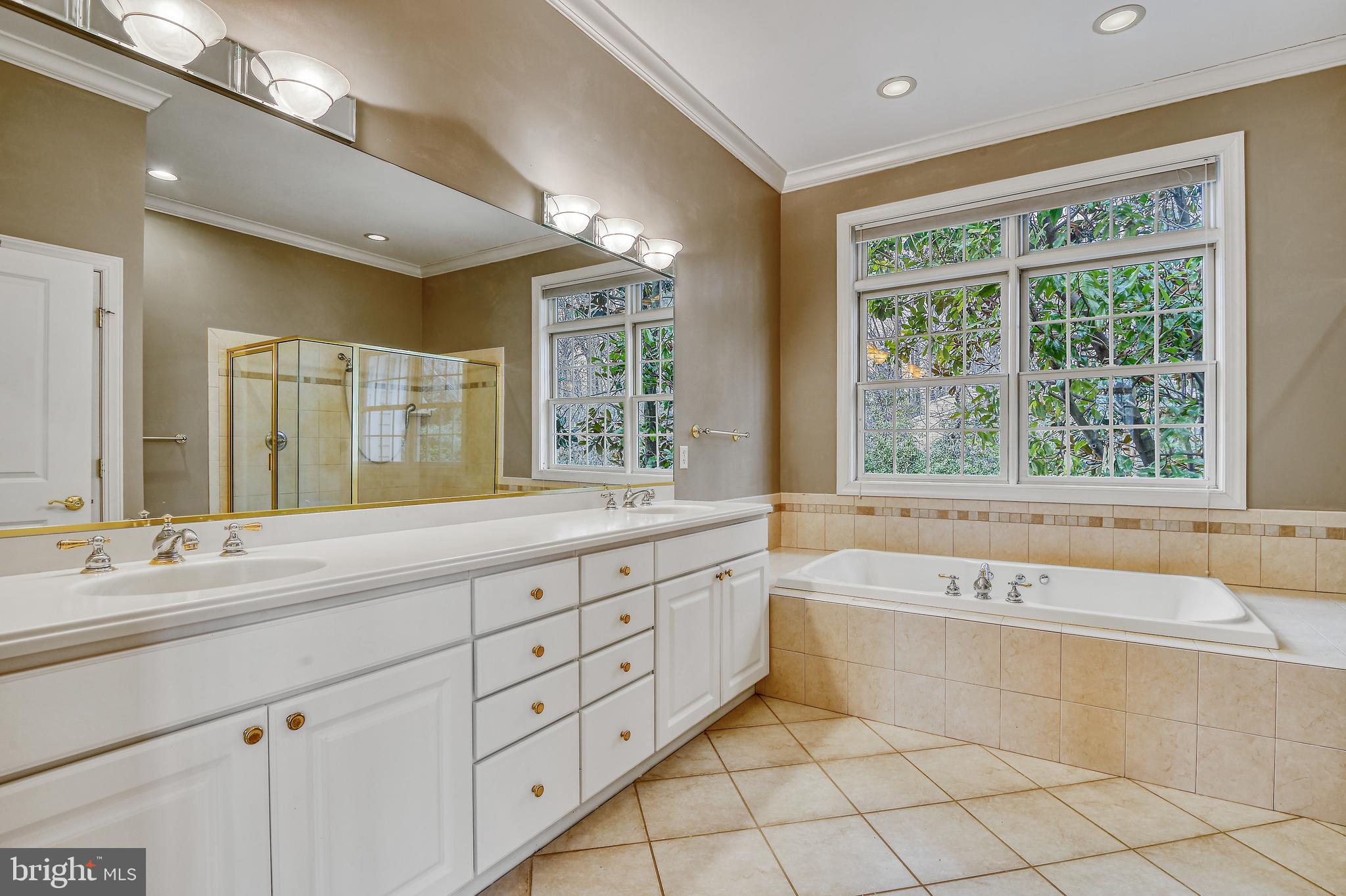 POPLAR POINT - Residential