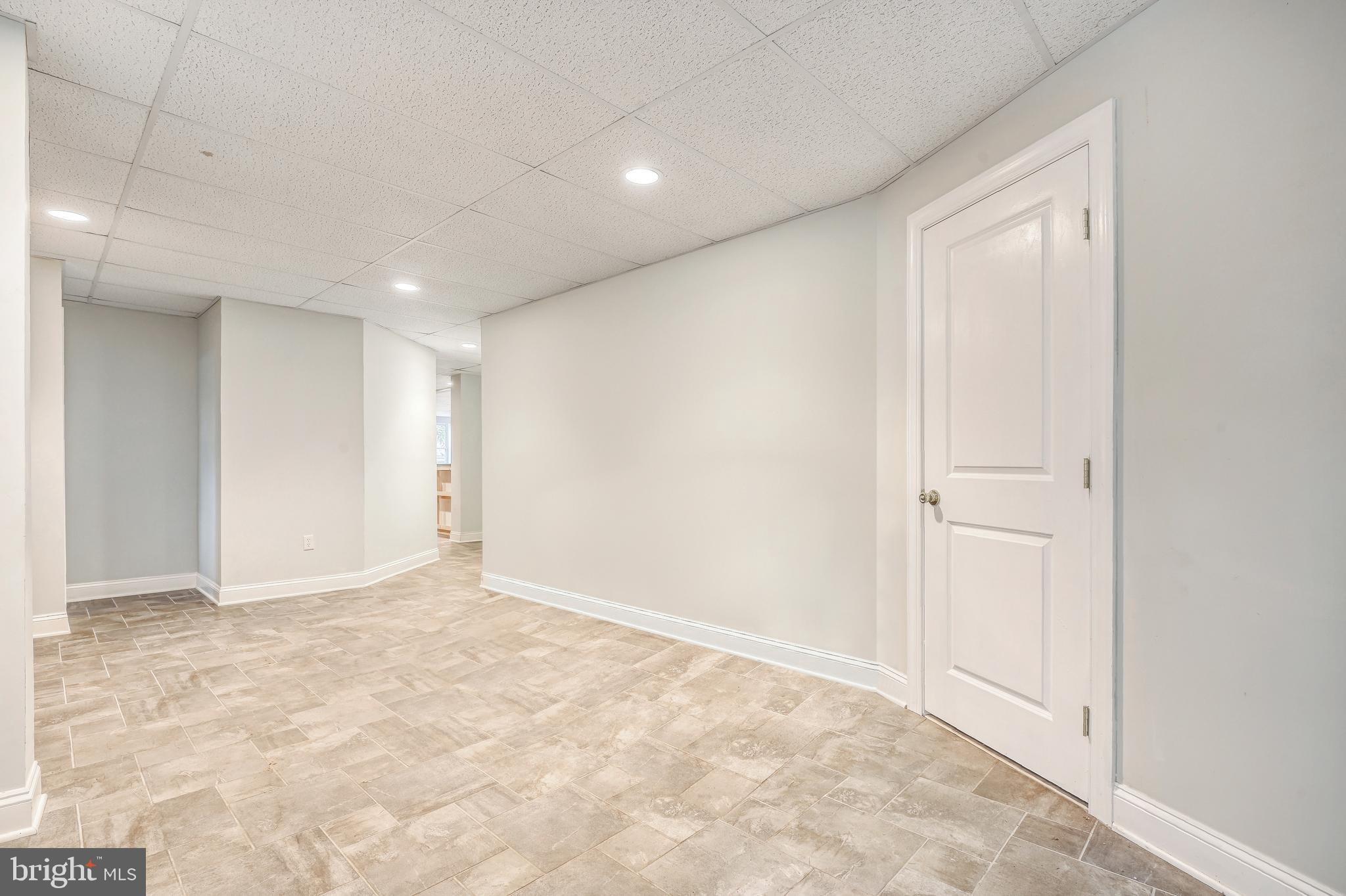 POPLAR POINT - Residential